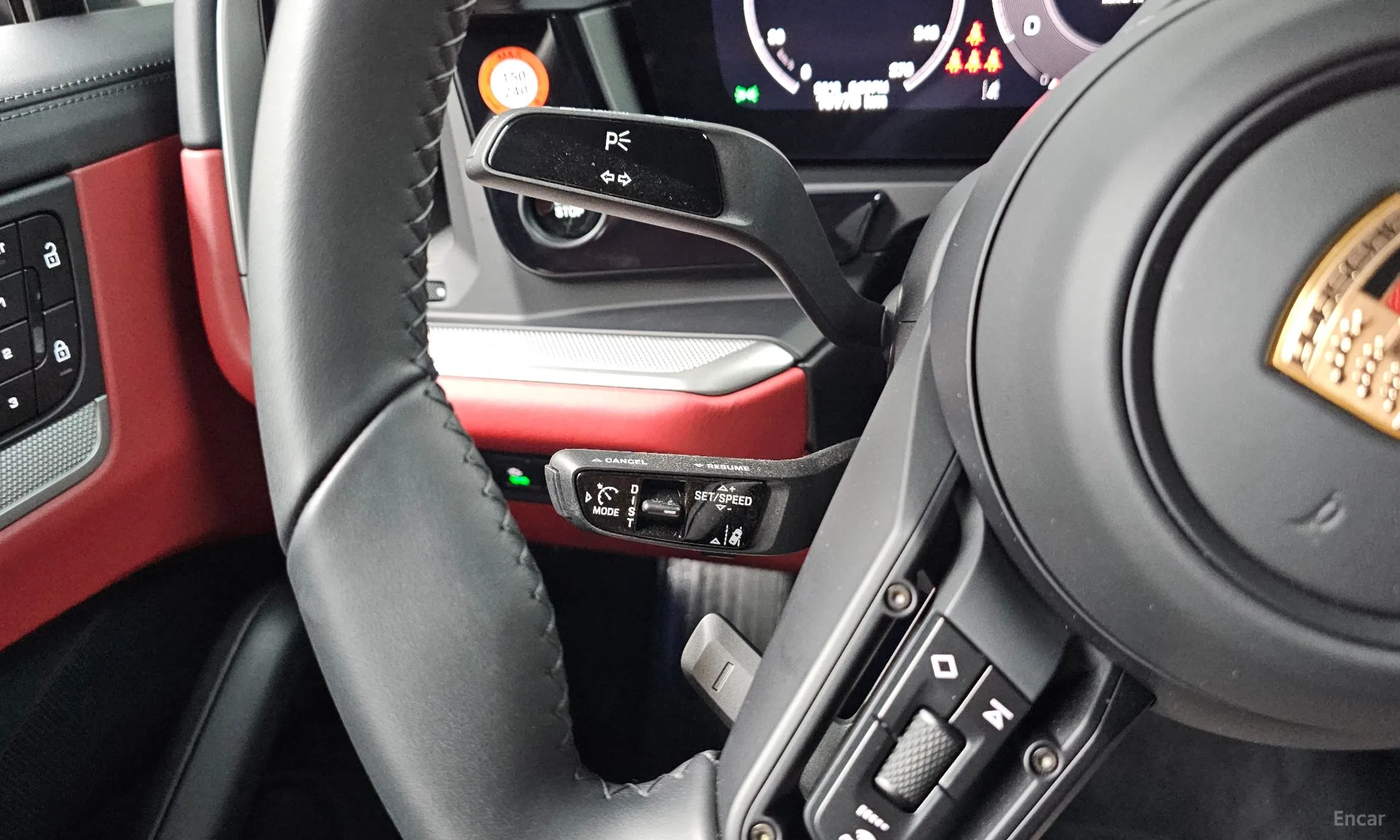 Porsche Cayenne (PO536) превью 15