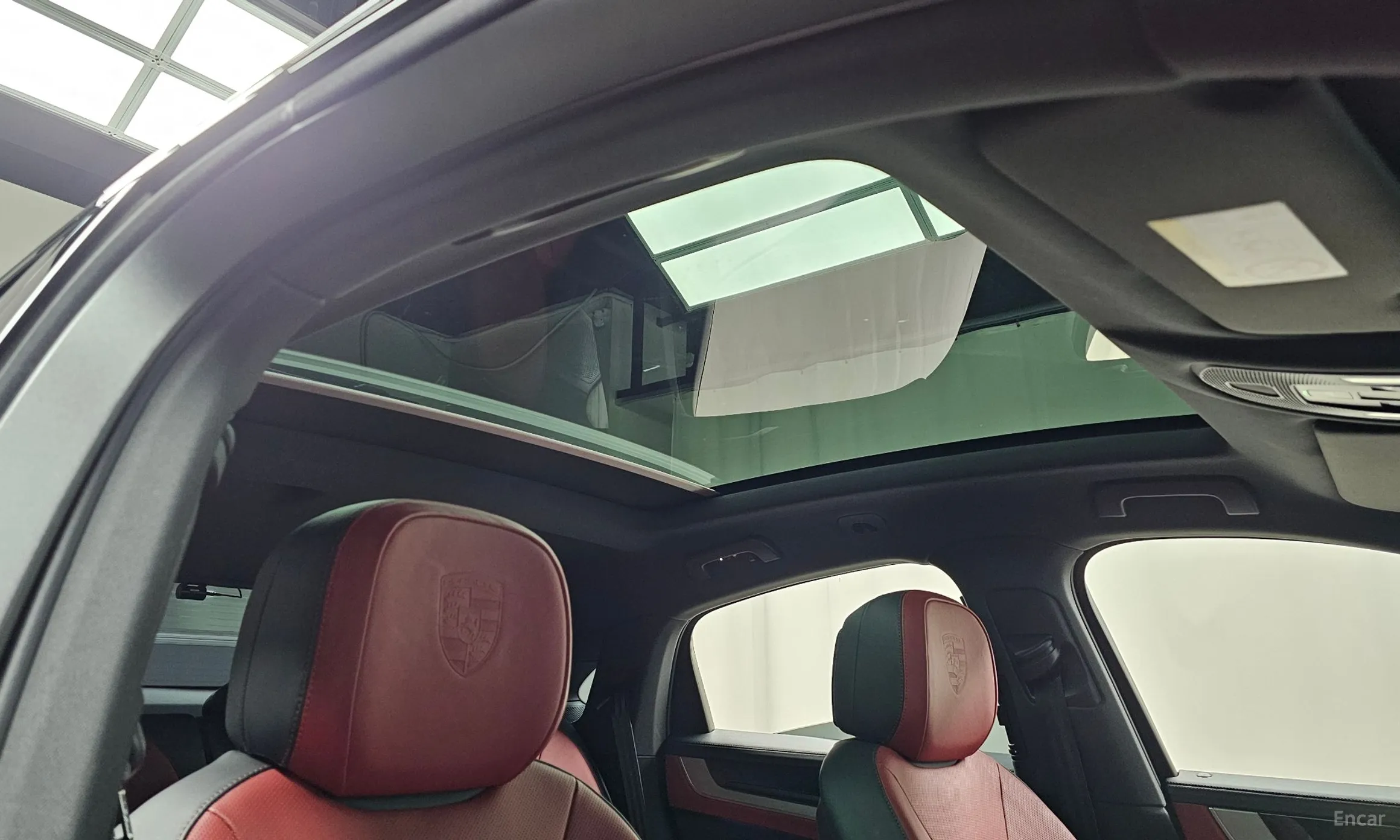 Porsche Cayenne (PO536) превью 16