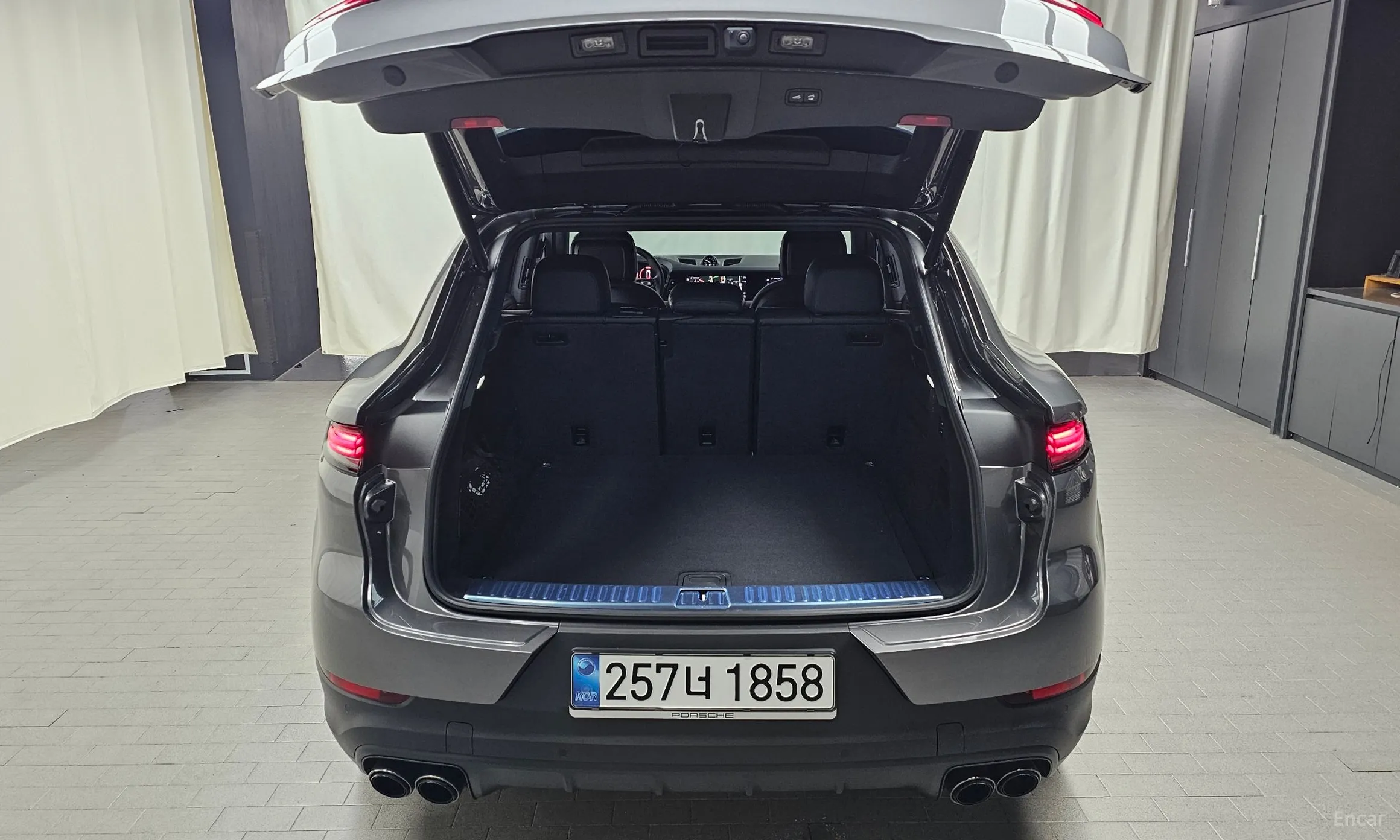 Porsche Cayenne (PO536) превью 18