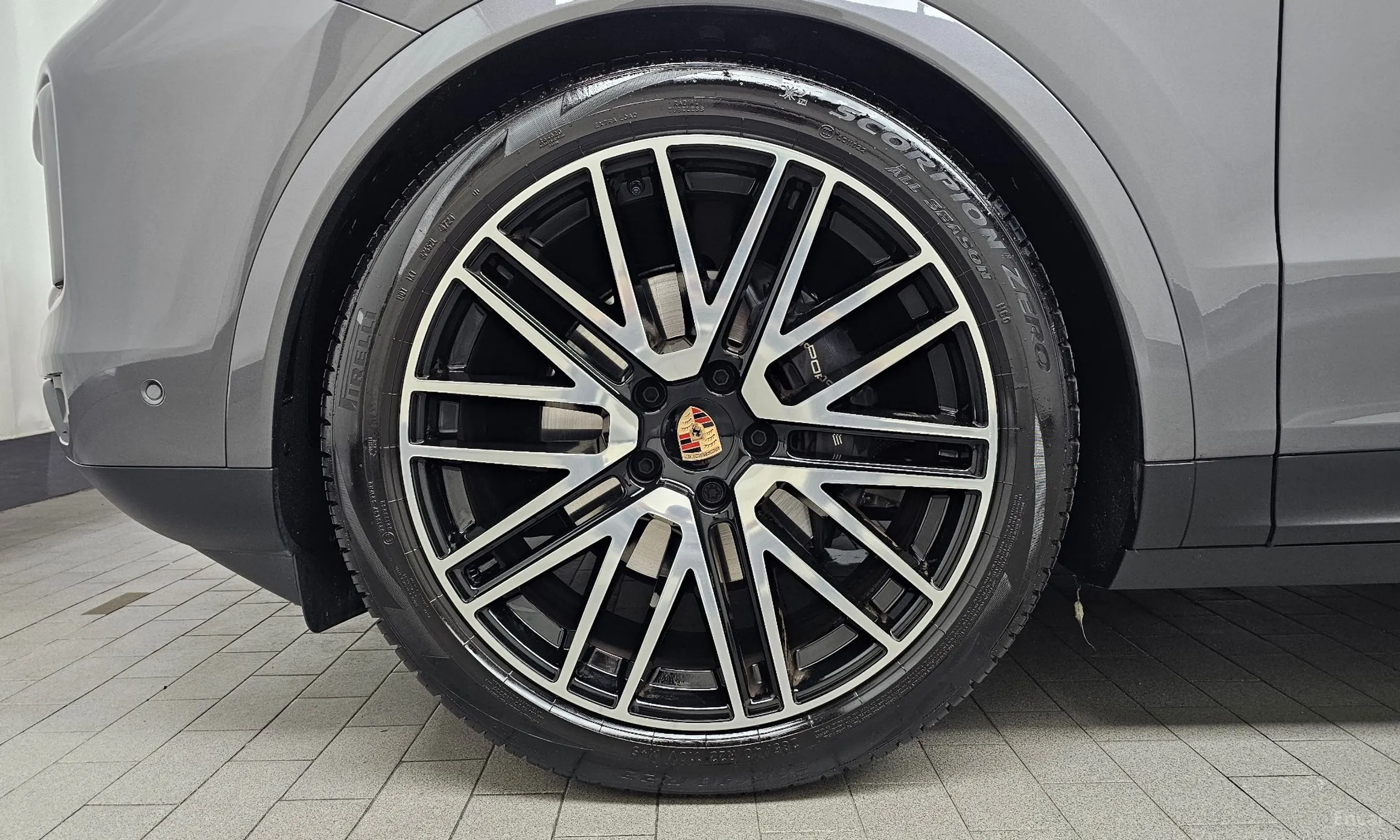 Porsche Cayenne (PO536) превью 5