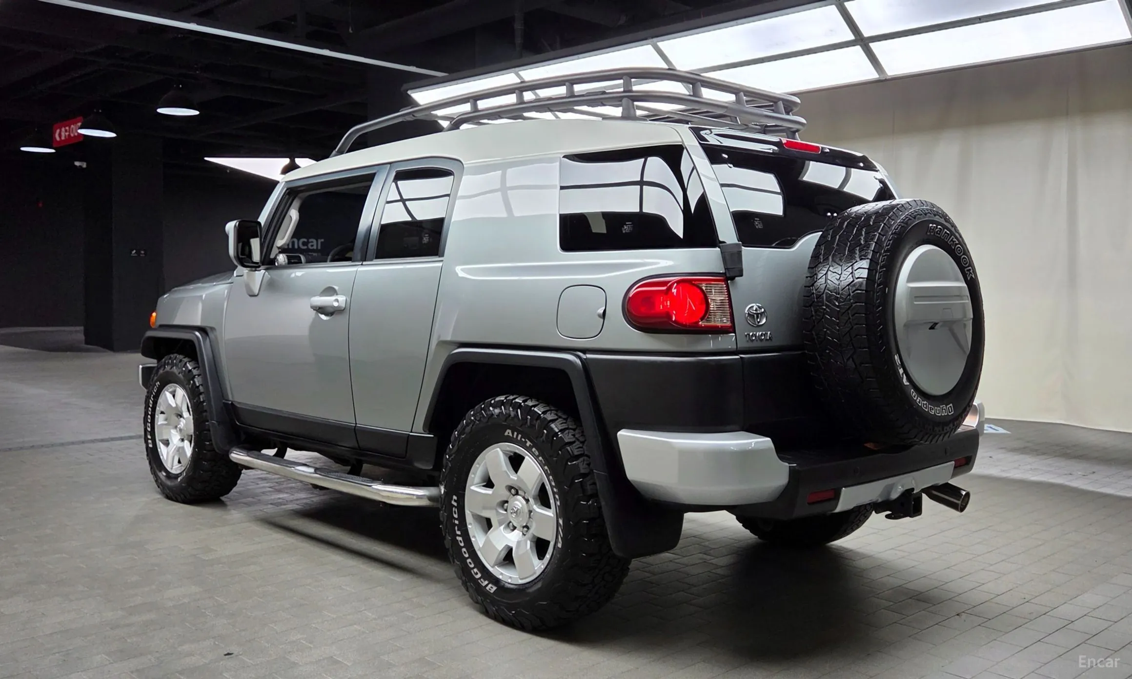 Toyota FJ Cruiser превью 12