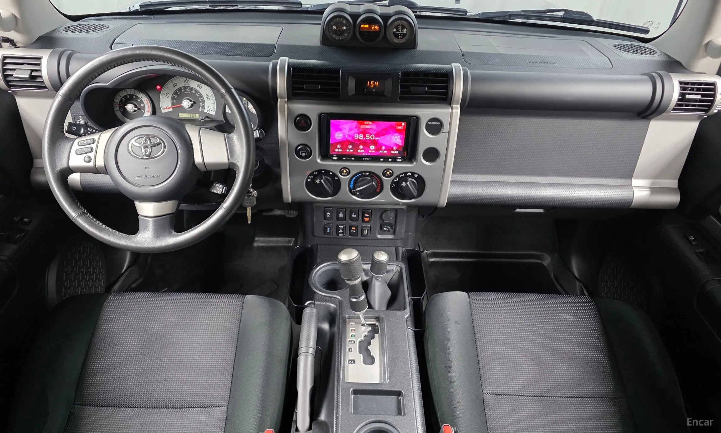 Toyota FJ Cruiser превью 7