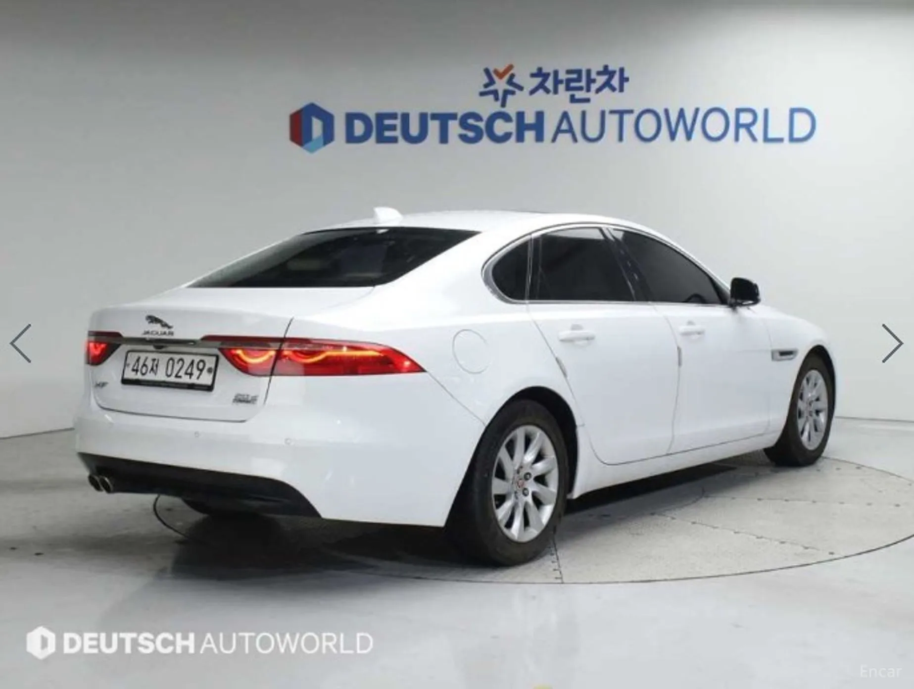 Jaguar XF (x260) превью 3