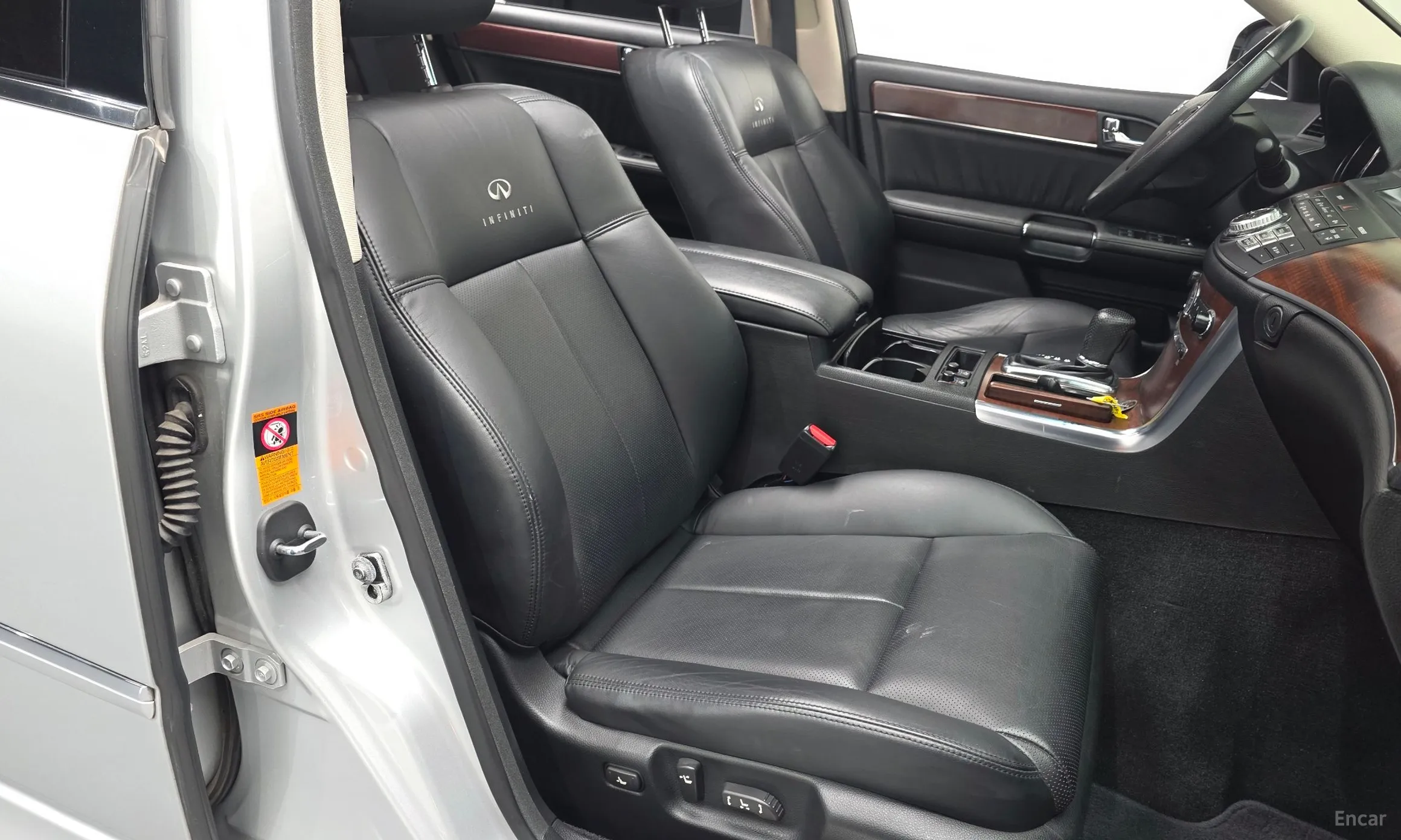 Infiniti M35 превью 11