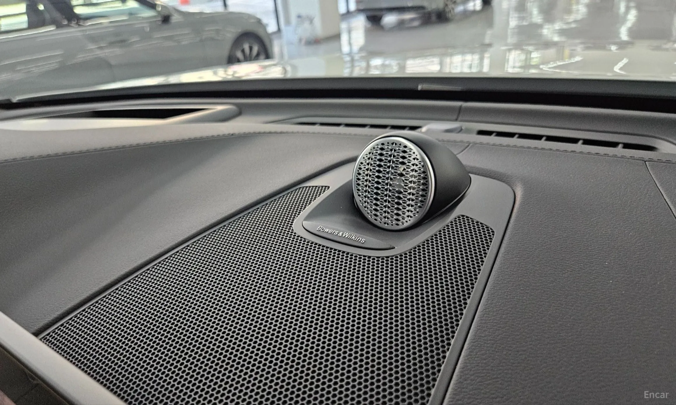 Volvo XC60 Gen 2 превью 12