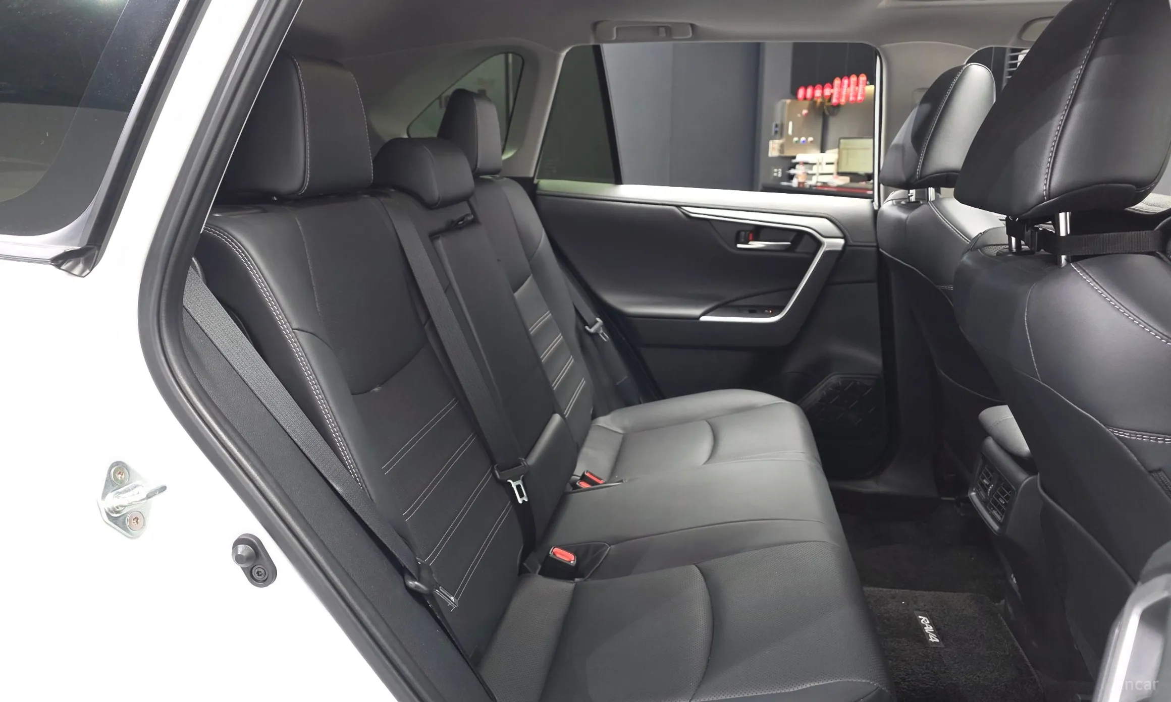 Toyota RAV4 5th Generation превью 12