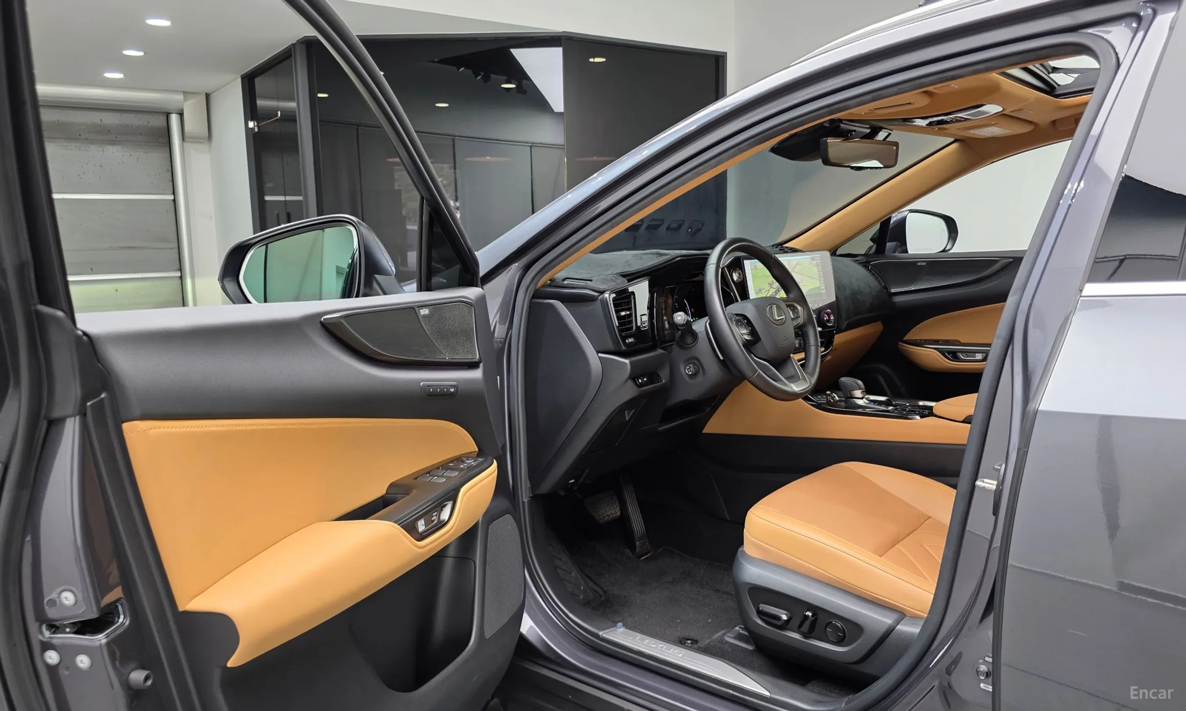 Lexus NX350h Gen 2 превью 10