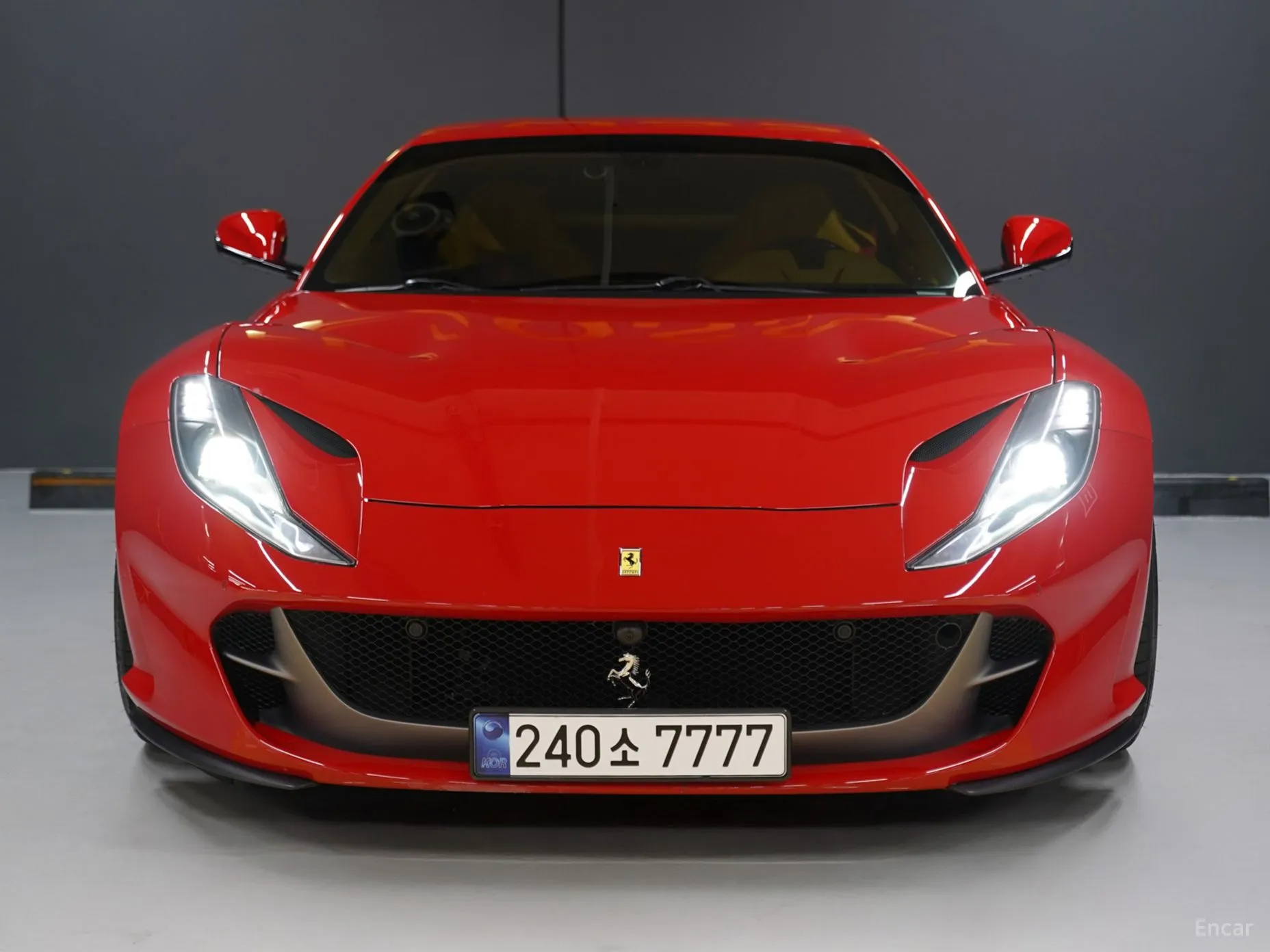 Ferrari 812 Superfast превью 4