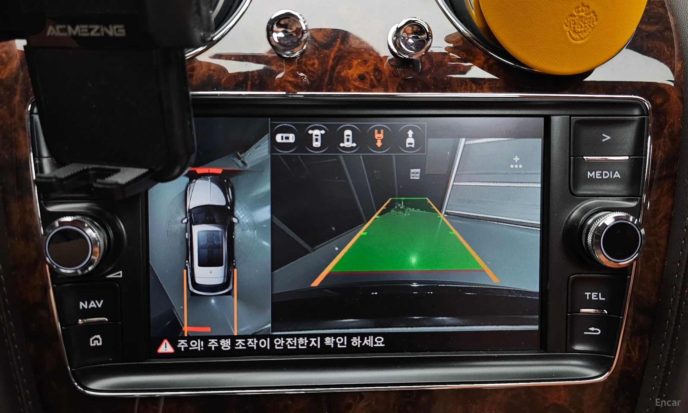 Bentley Bentayga превью 14
