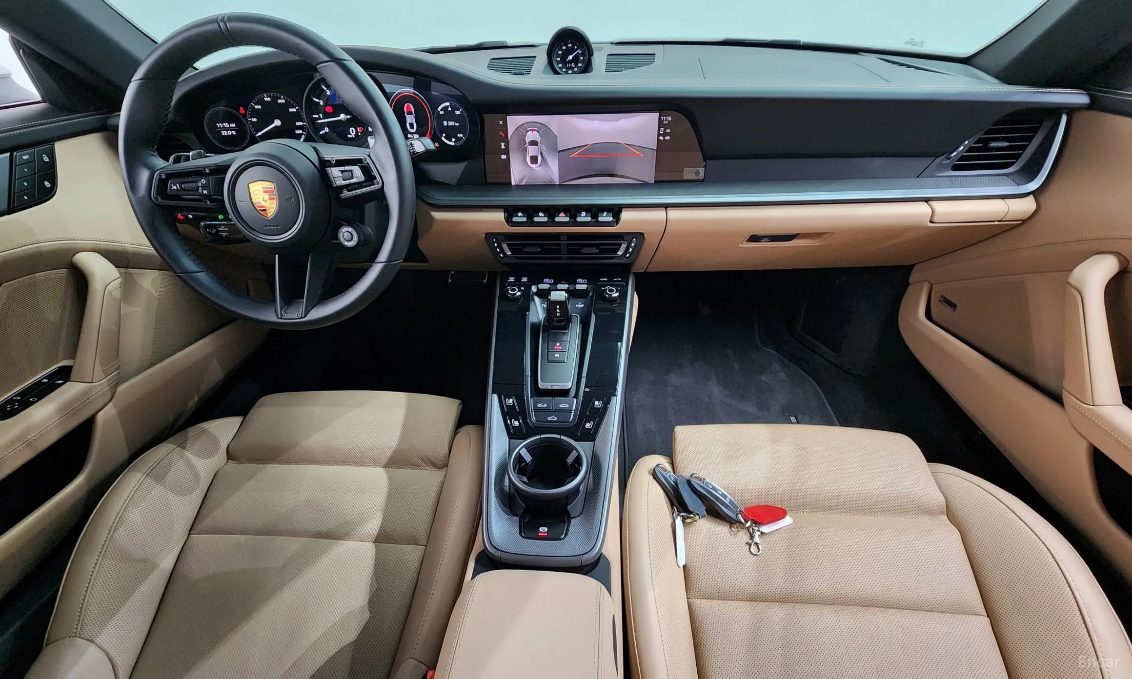 Porsche 911 (992) превью 7