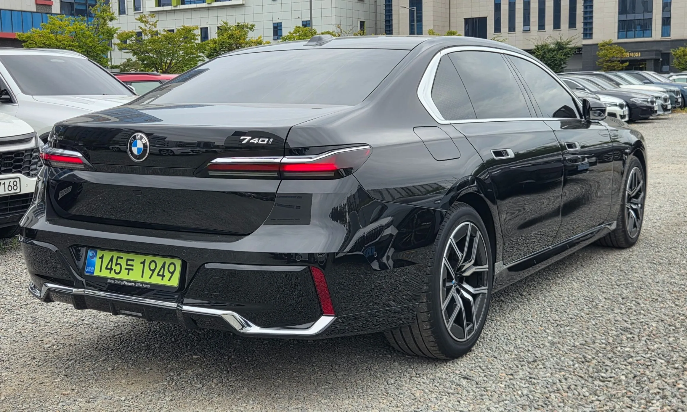 BMW 7 Series (G70)