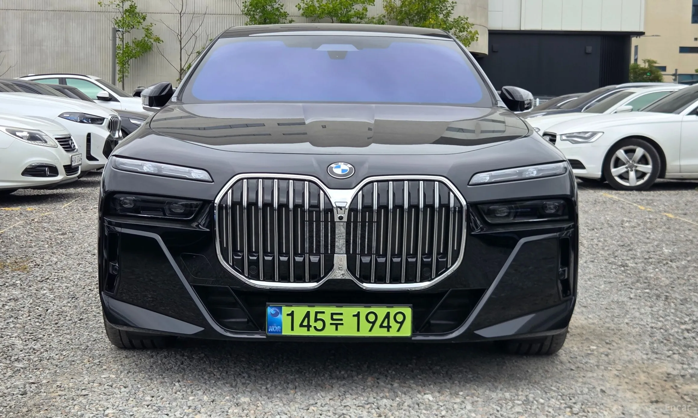 BMW 7 Series (G70) превью 3