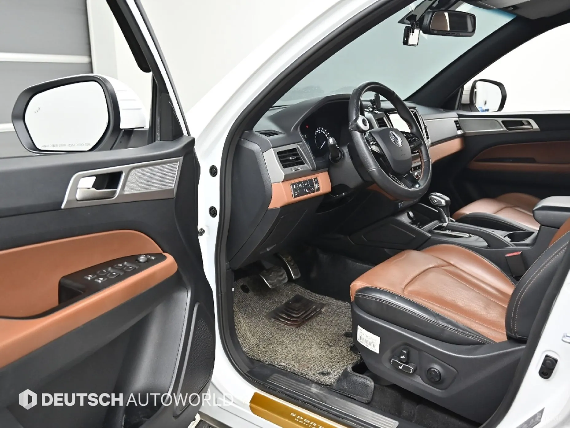 KG Mobility (SsangYong) Rexton Sports Khan превью 11
