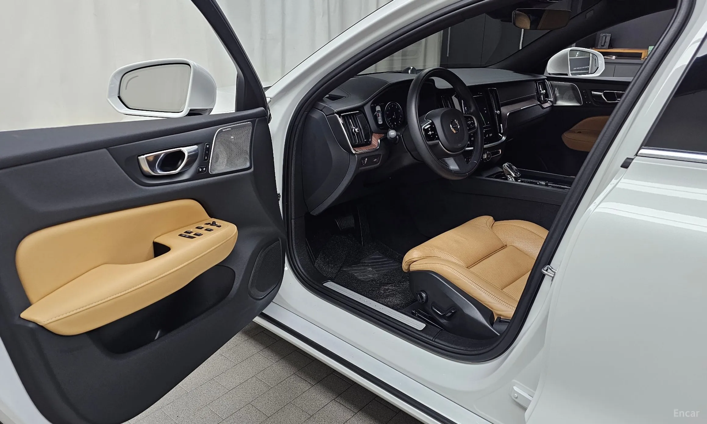 Volvo S60 3rd Generation превью 10