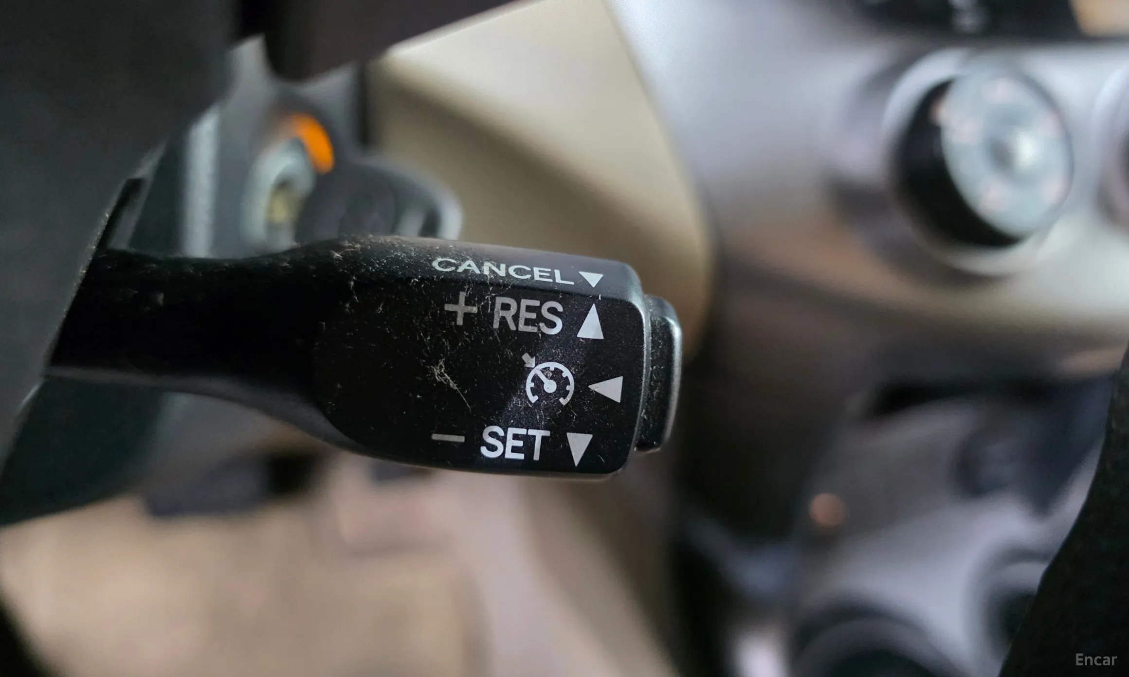 Toyota RAV4 превью 18