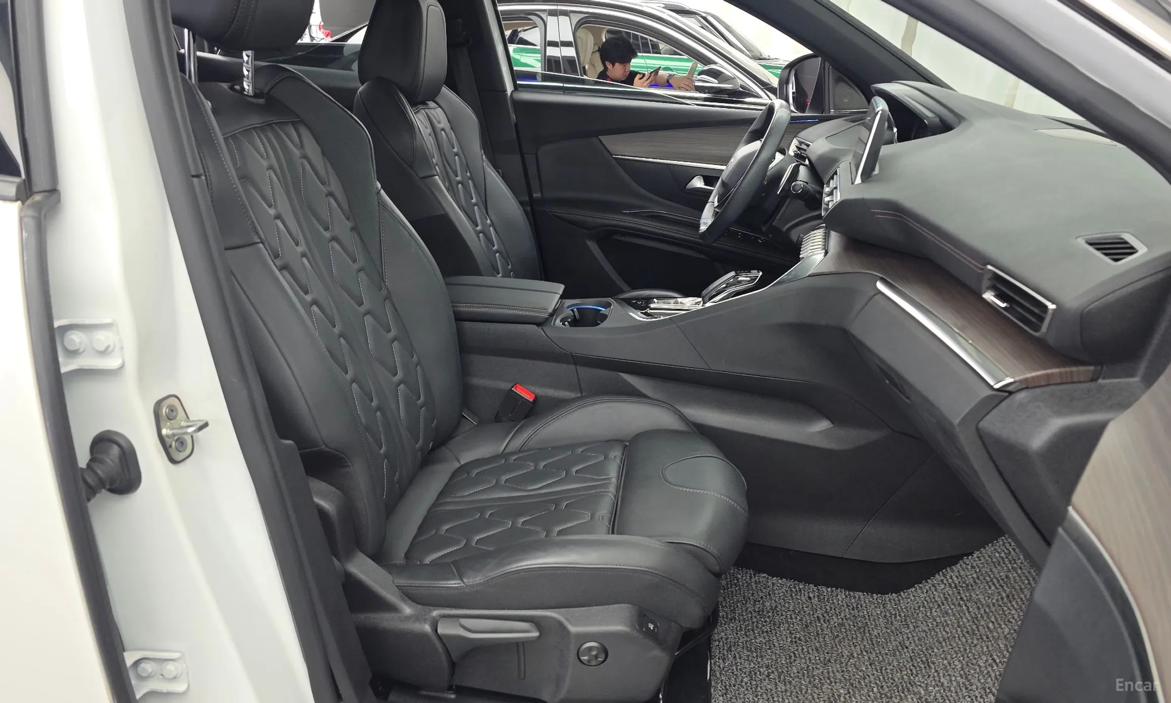 Peugeot 3008 2nd generation превью 11