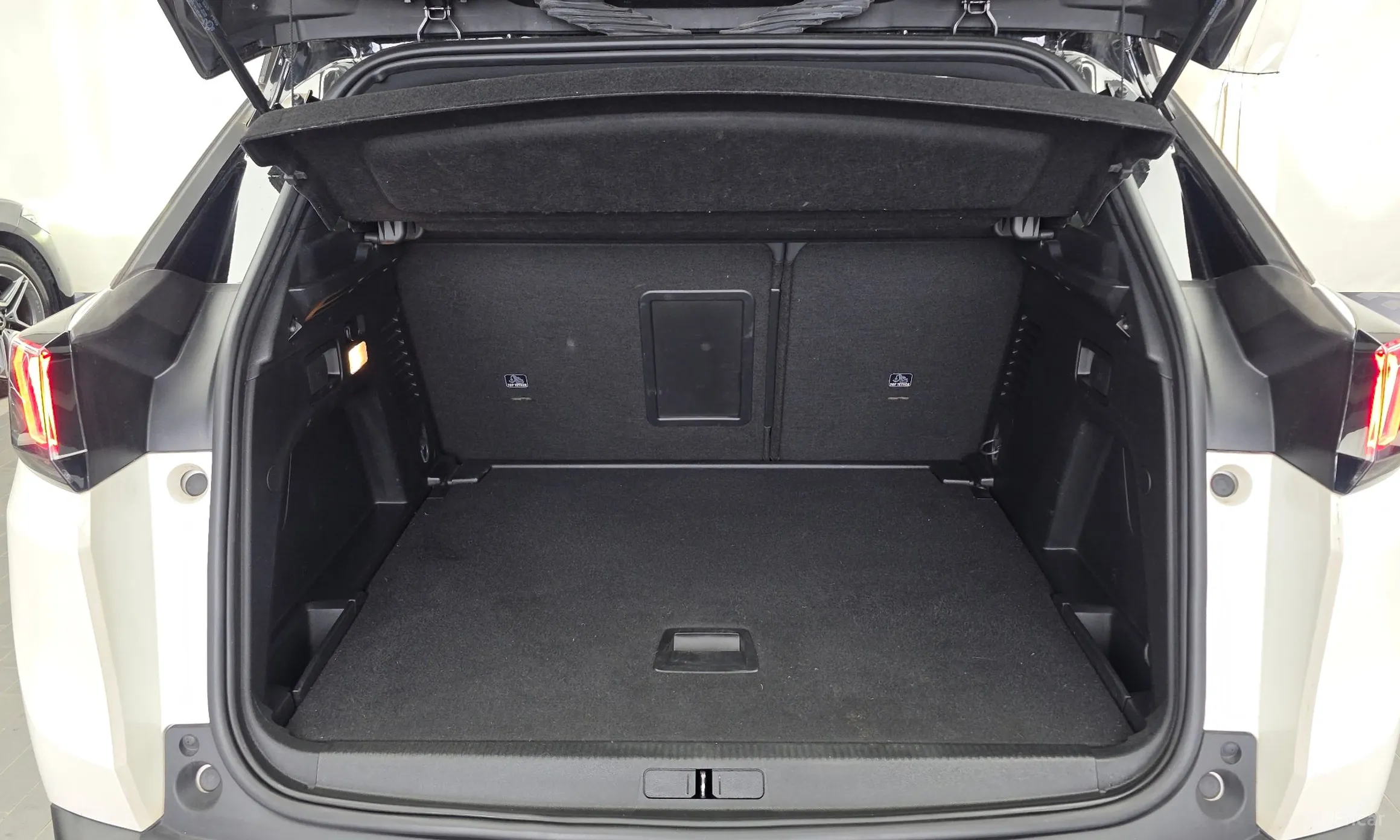 Peugeot 3008 2nd generation превью 20