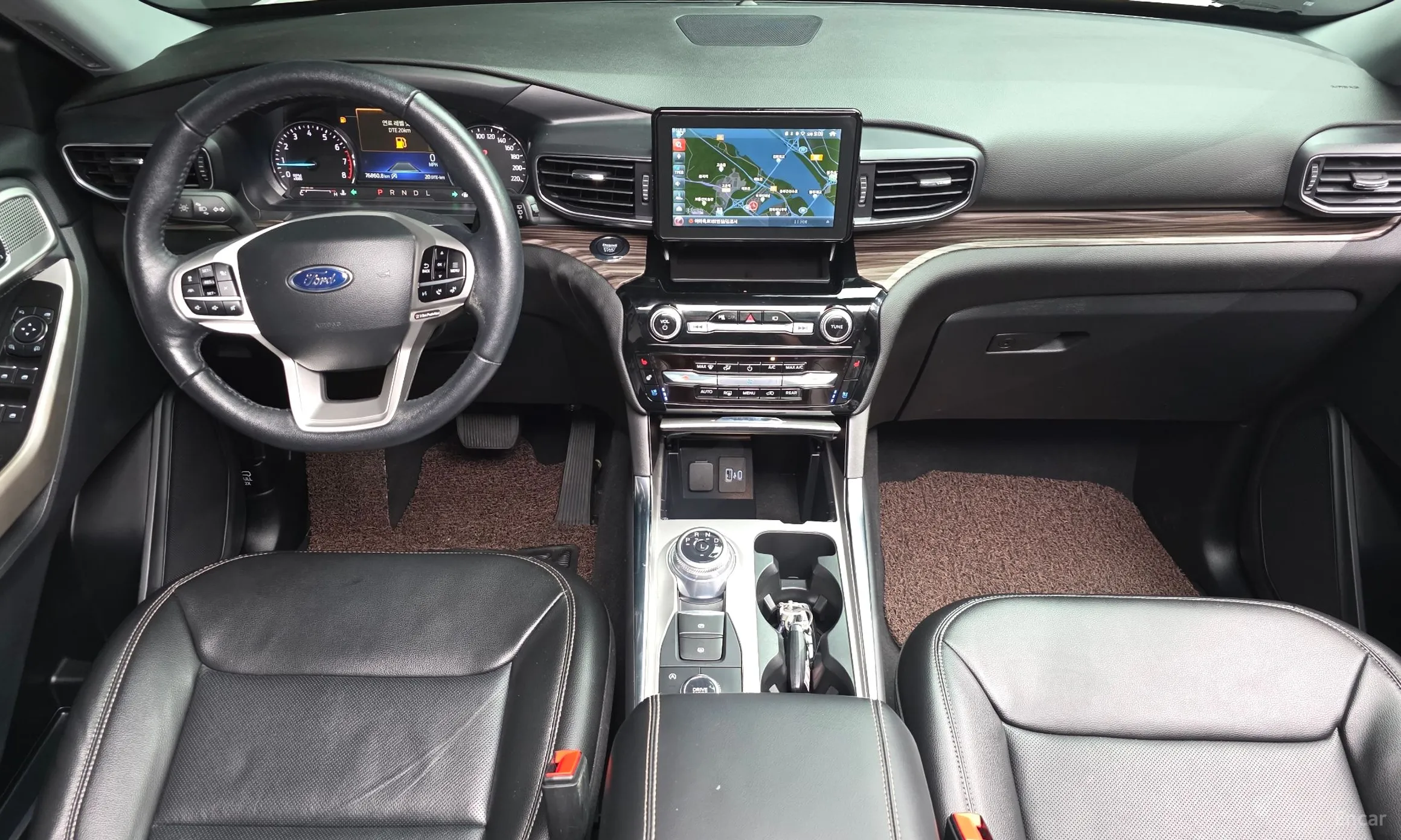 Ford Explorer 6th Generation превью 7