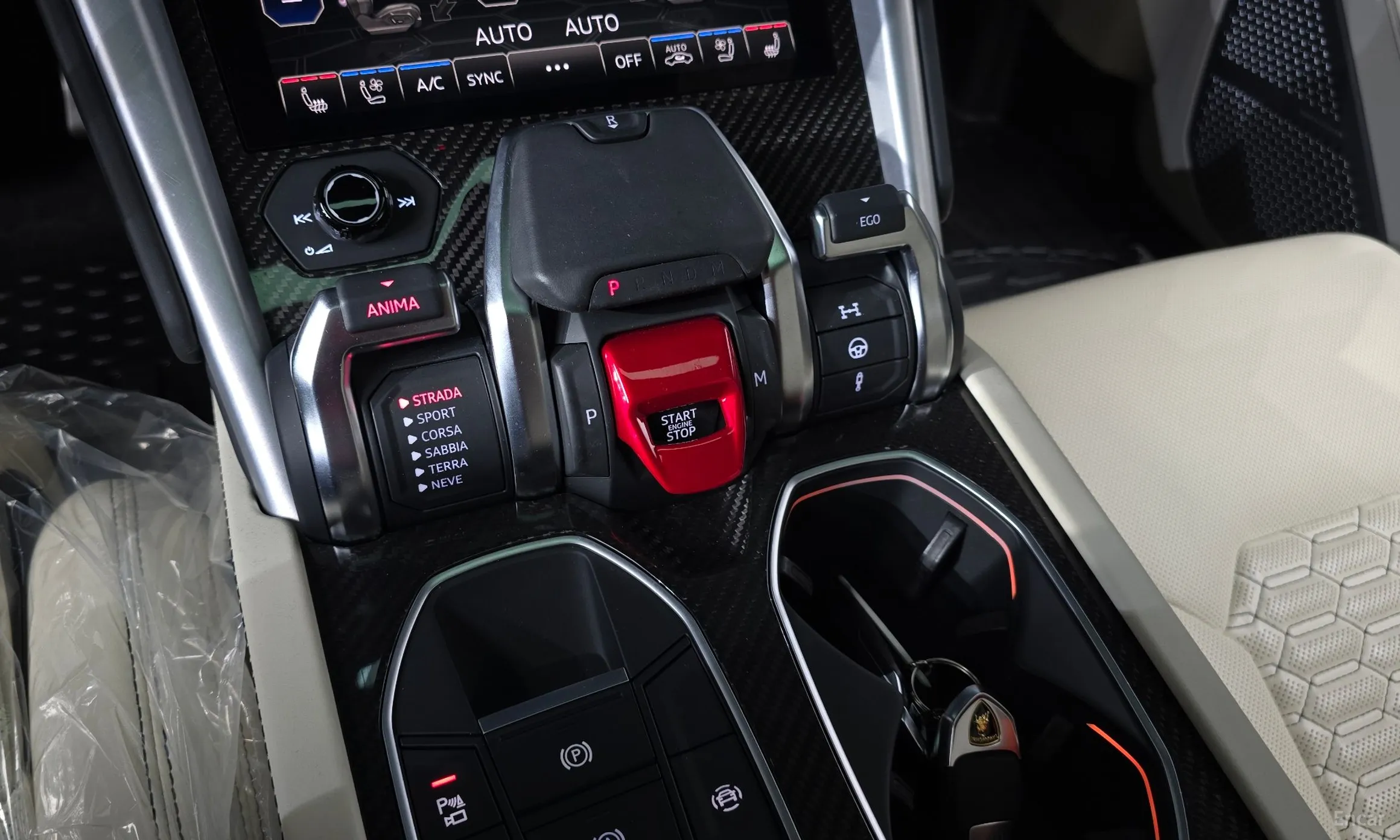 Lamborghini Urus превью 9