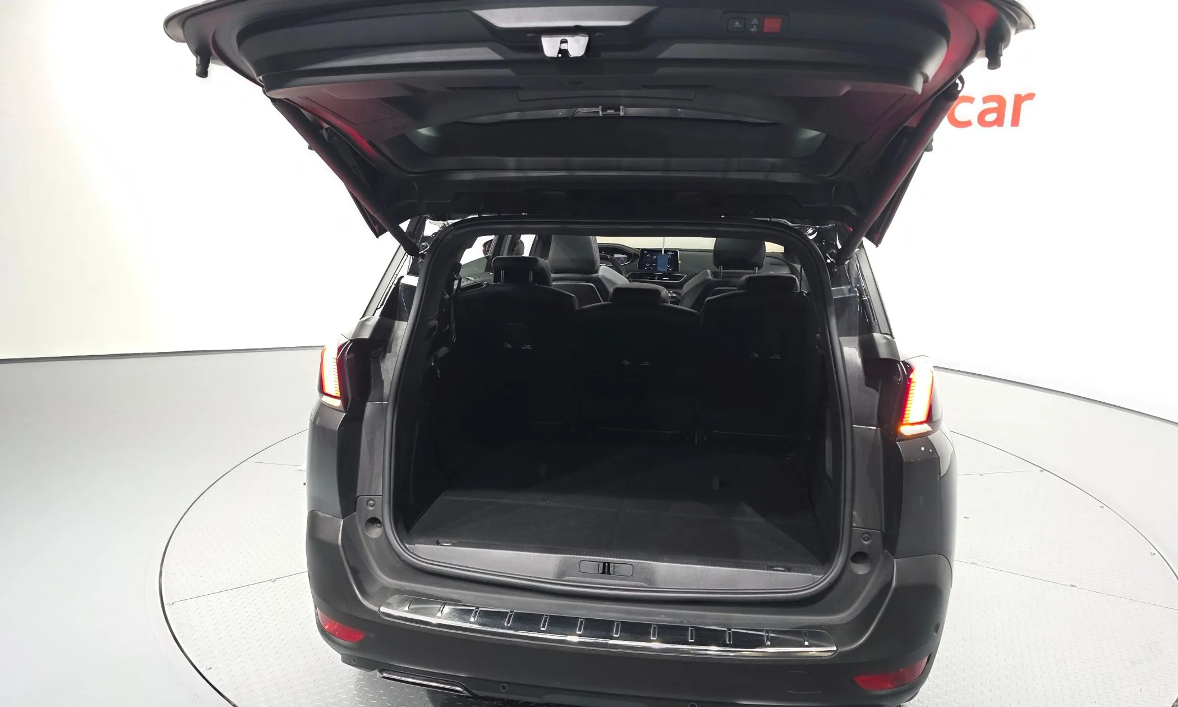 Peugeot 5008 2nd generation превью 20