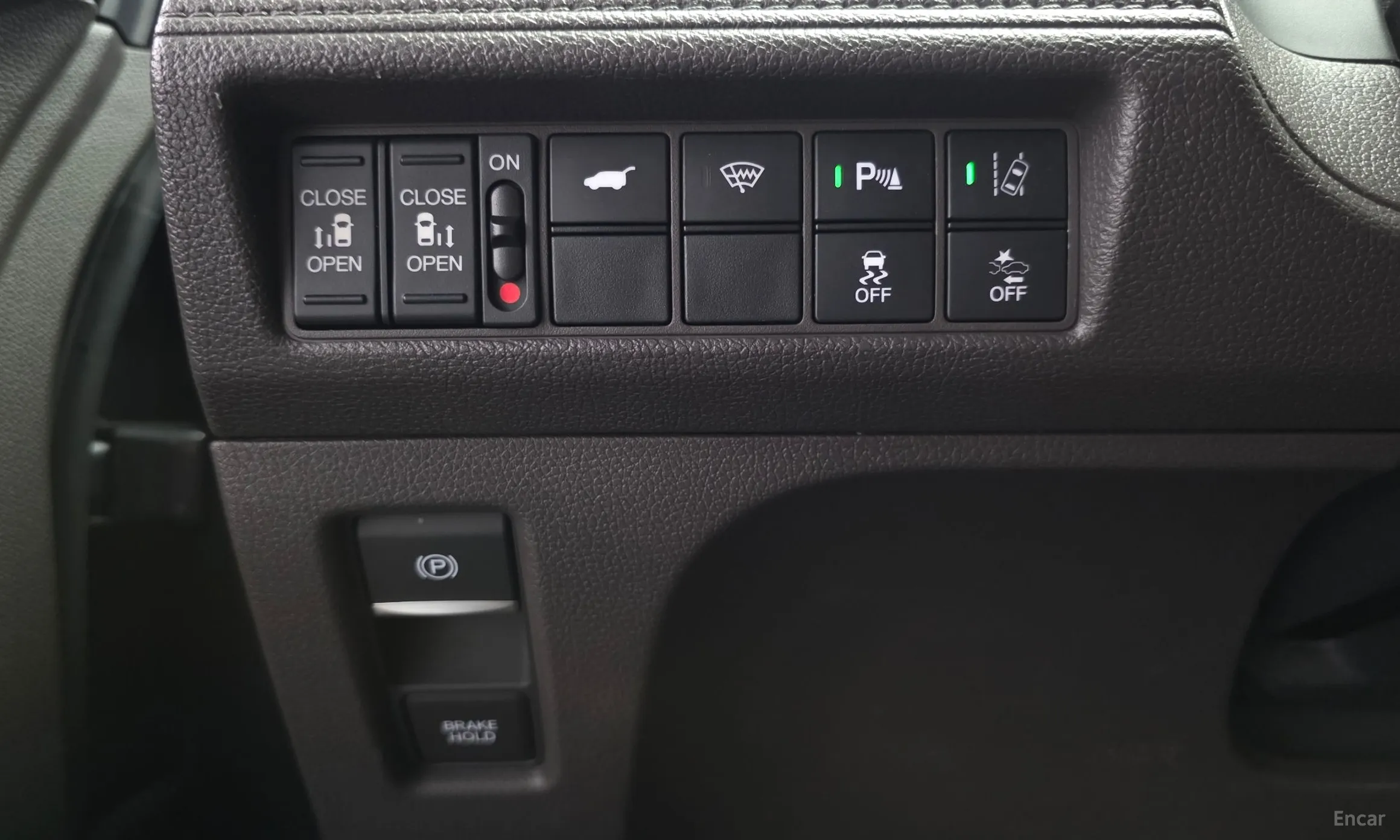 Honda Odyssey превью 17