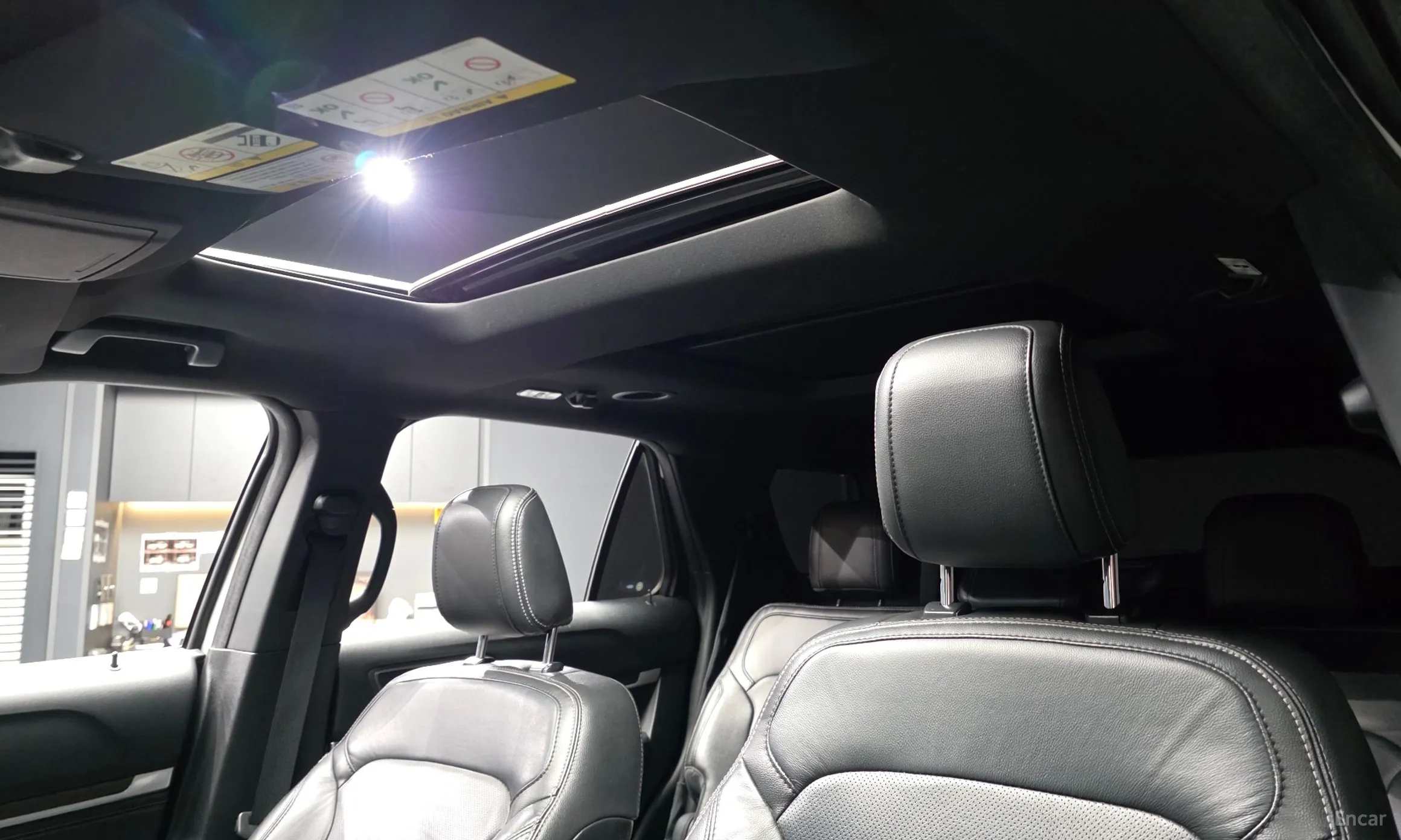 Ford Explorer превью 19