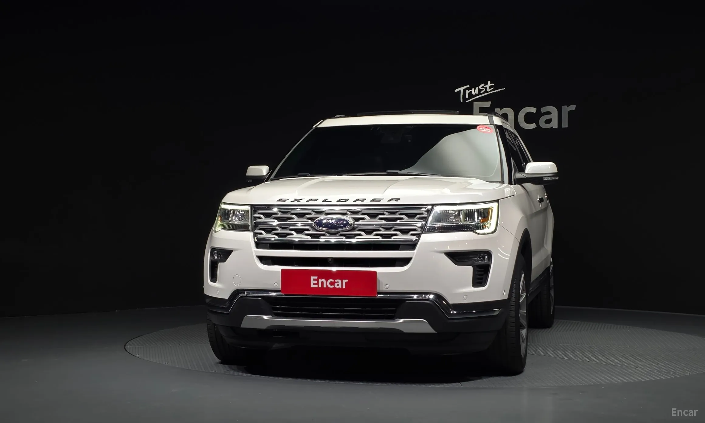 Ford Explorer превью 3