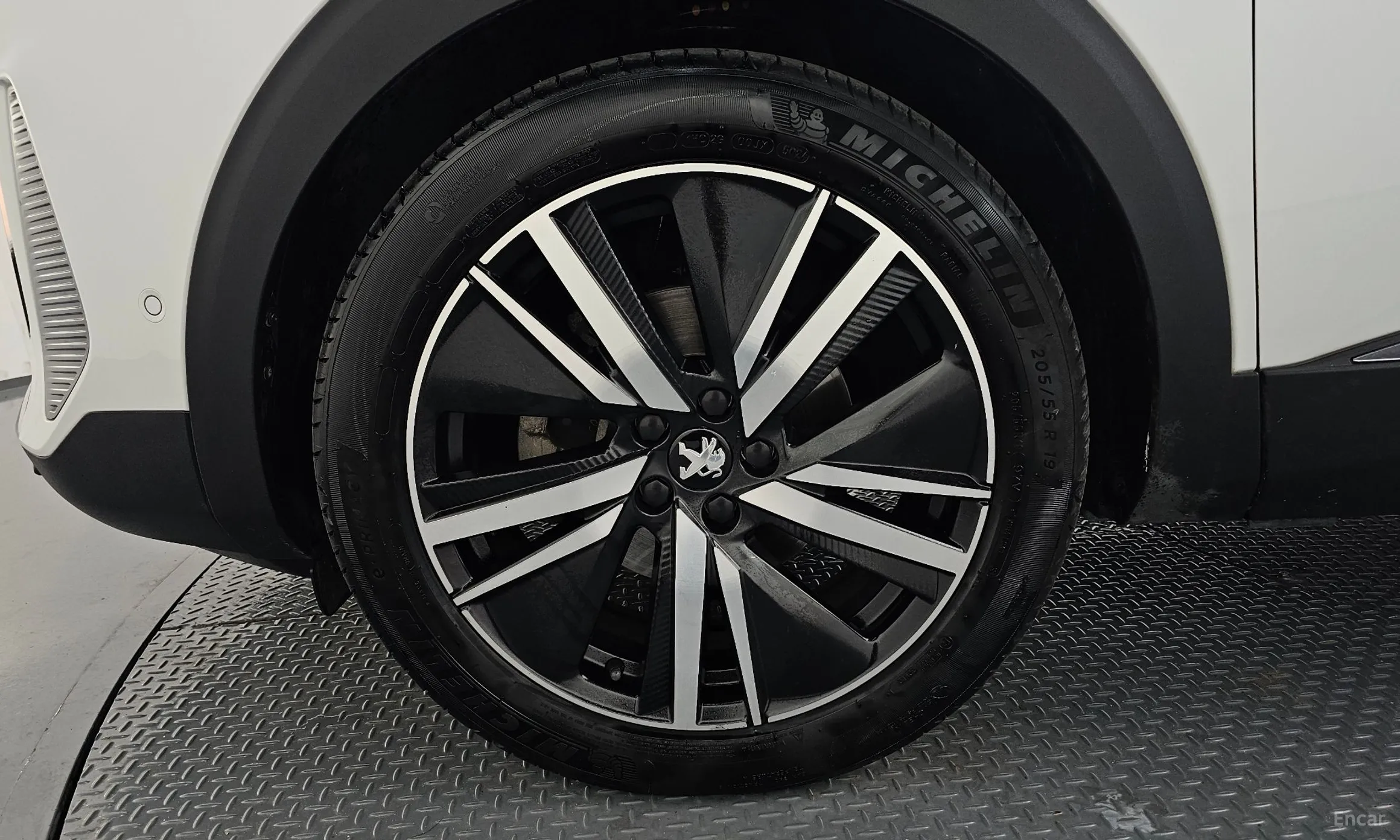 Peugeot 5008 2nd generation превью 5