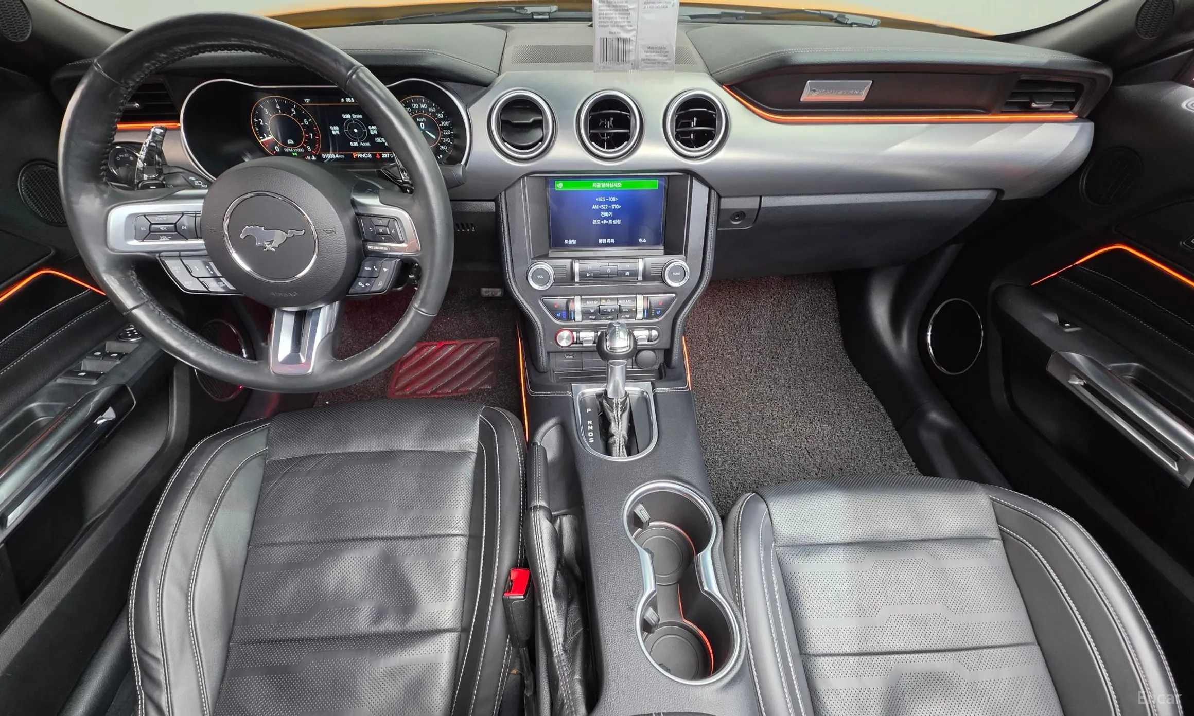 Ford Mustang превью 7