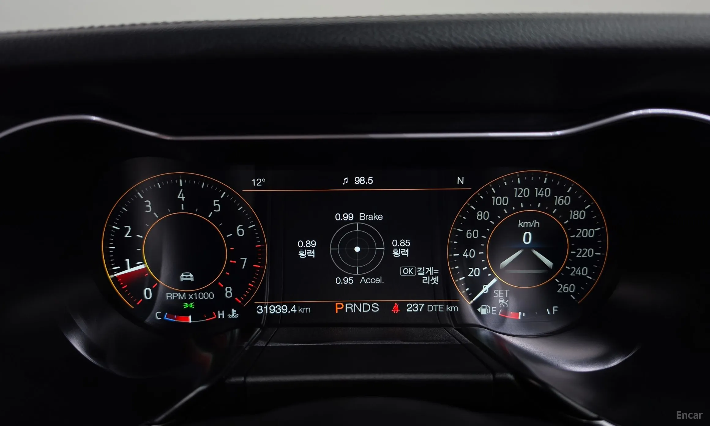 Ford Mustang превью 8