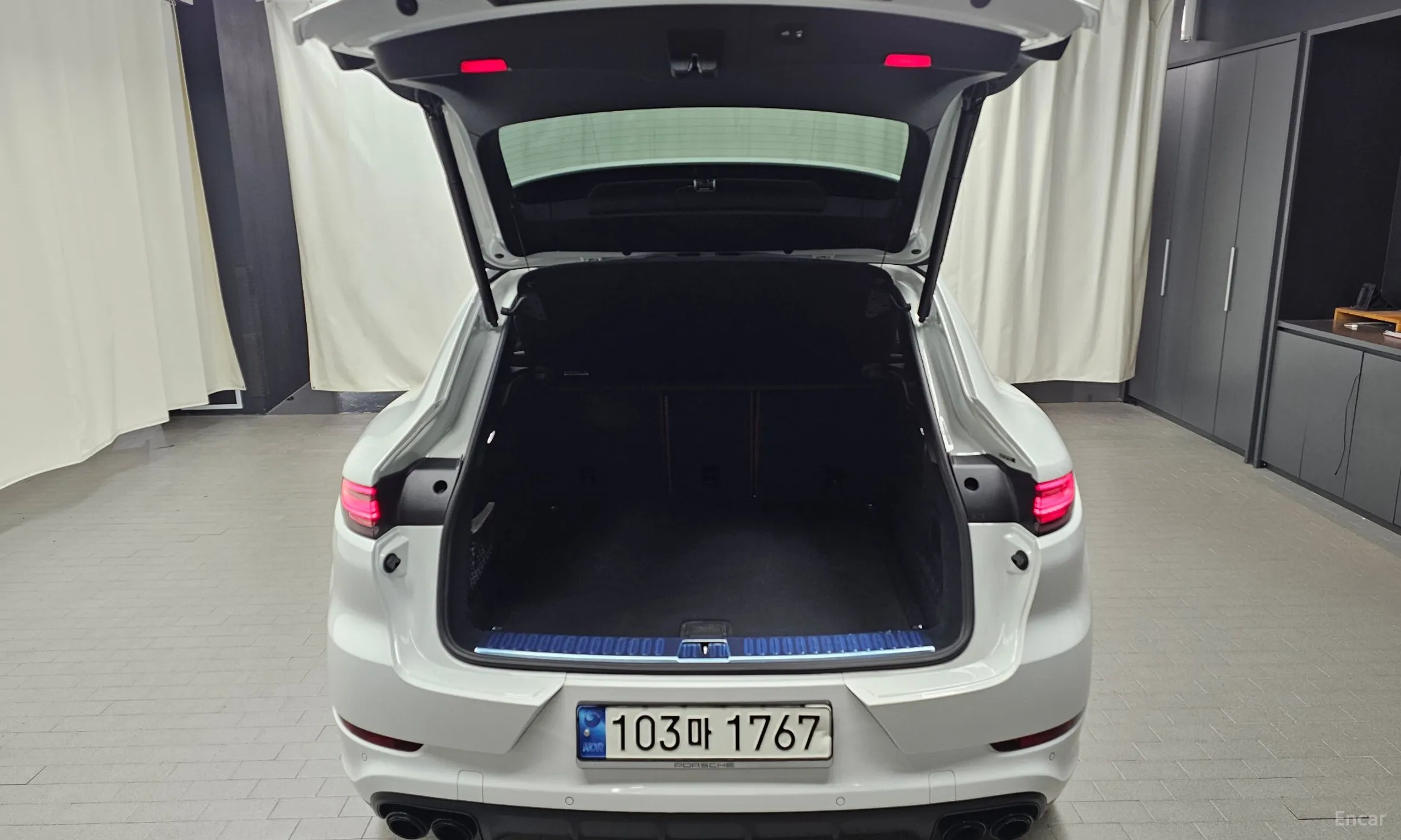 Porsche Cayenne (PO536) превью 18