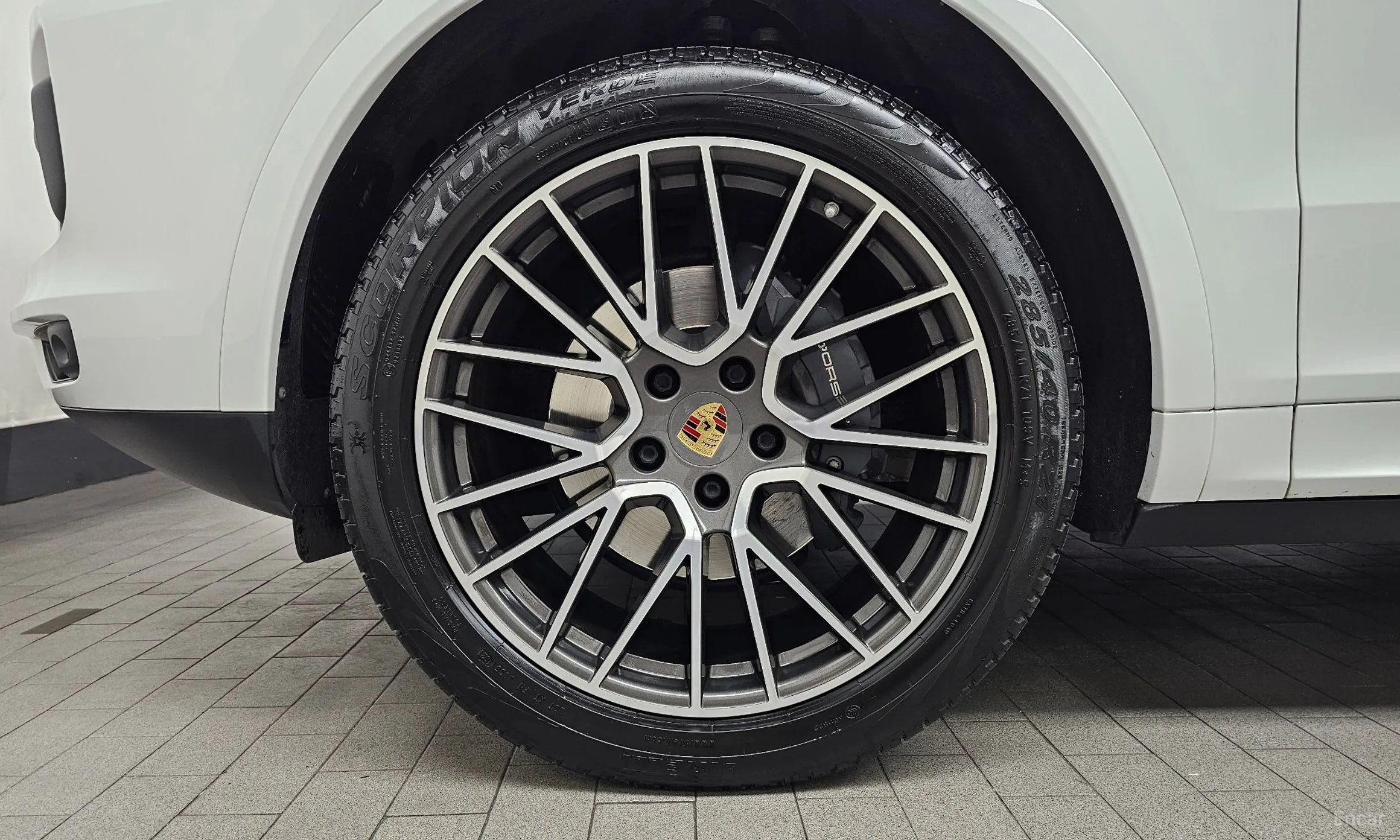 Porsche Cayenne (PO536) превью 5