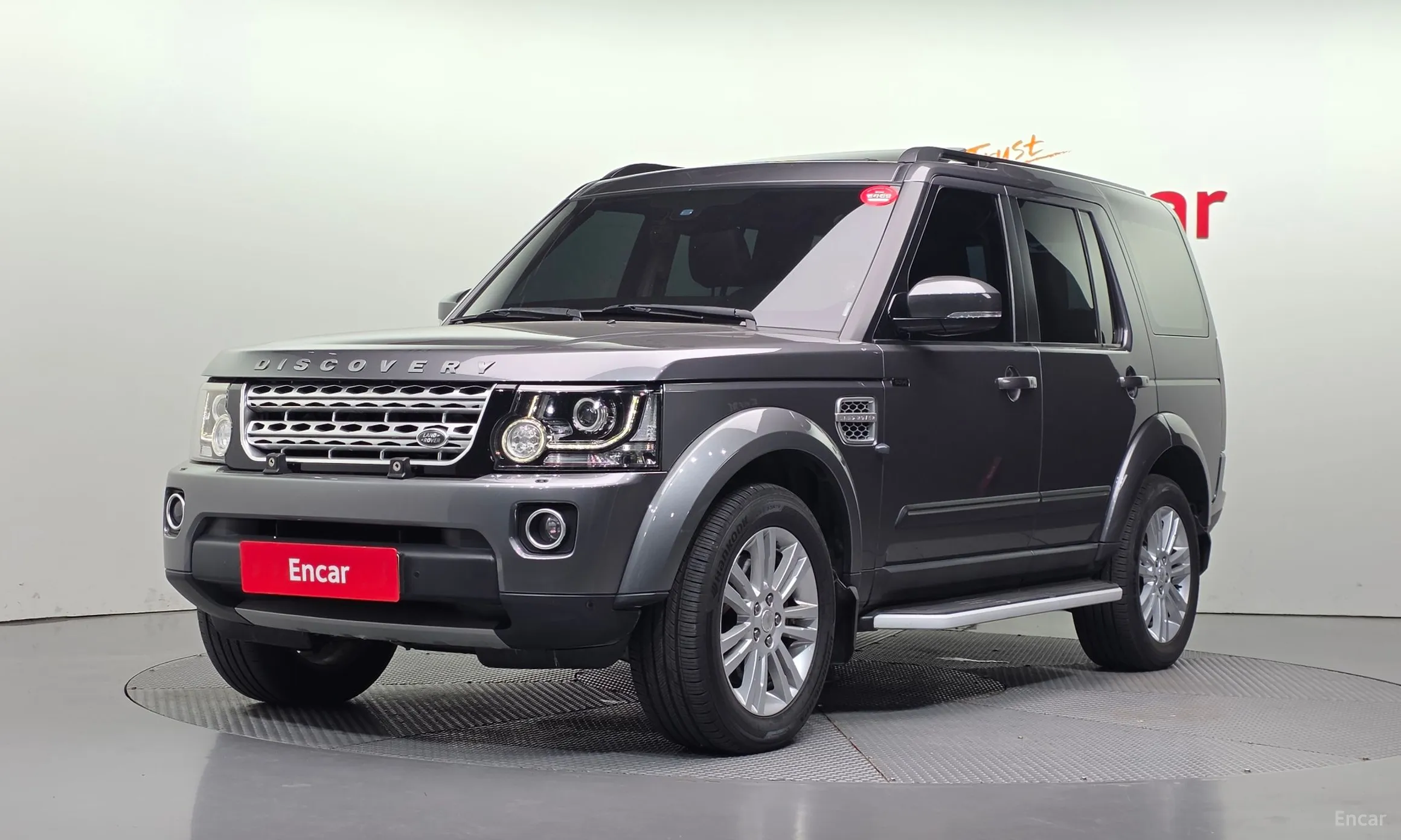 Land Rover Discovery 4