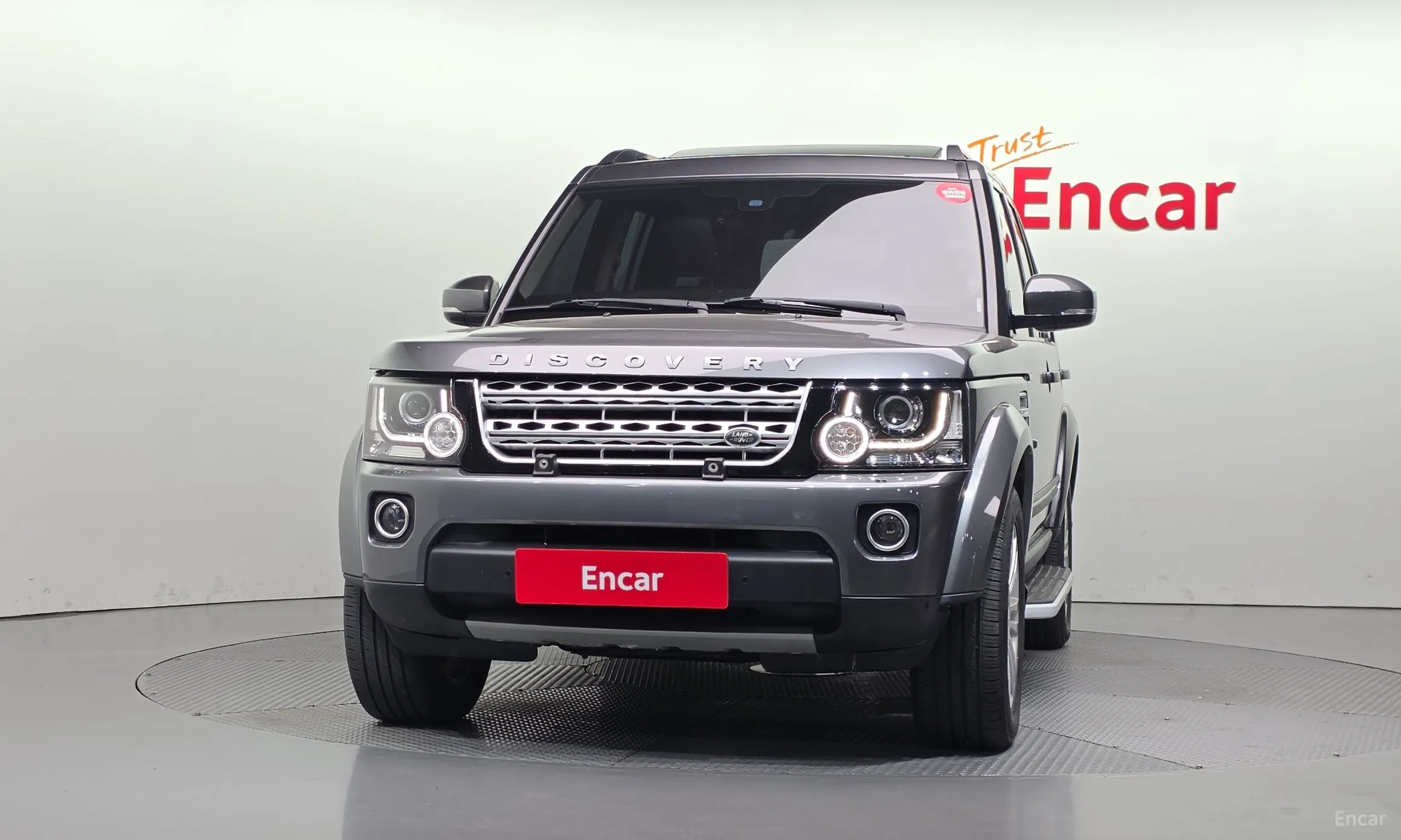 Land Rover Discovery 4 превью 3