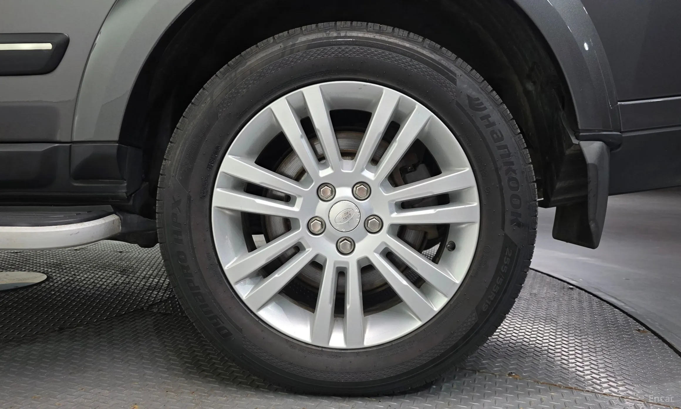 Land Rover Discovery 4 превью 5