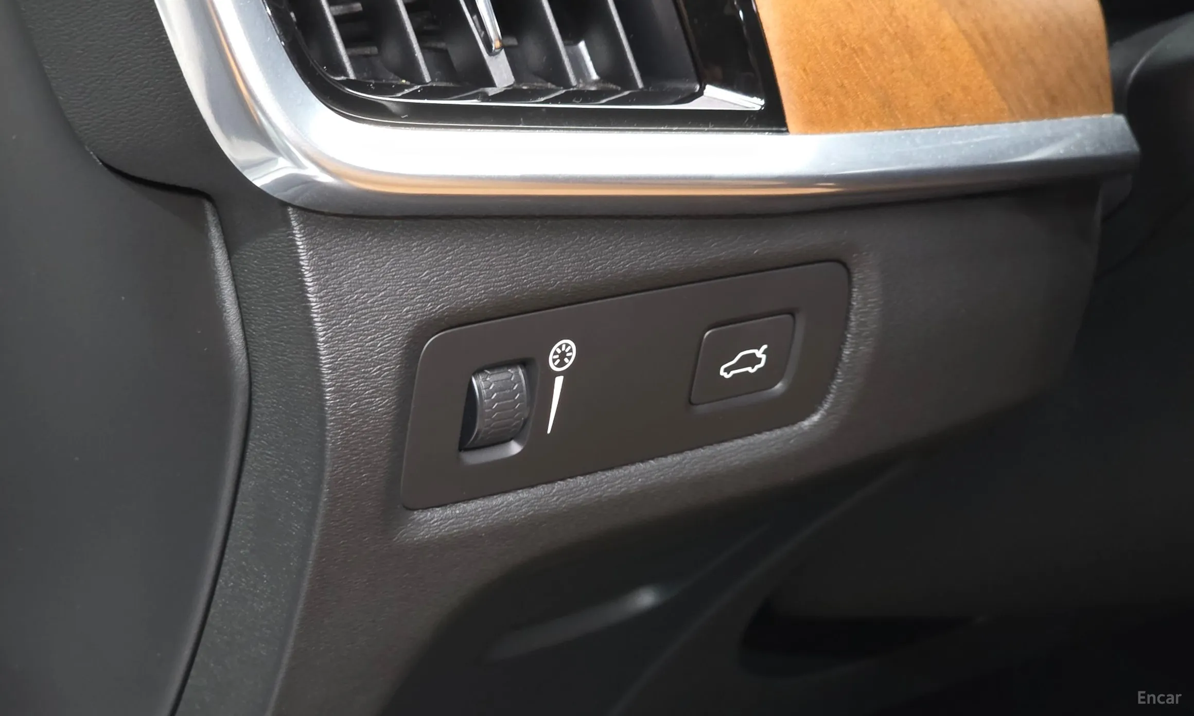 Volvo S90 превью 15