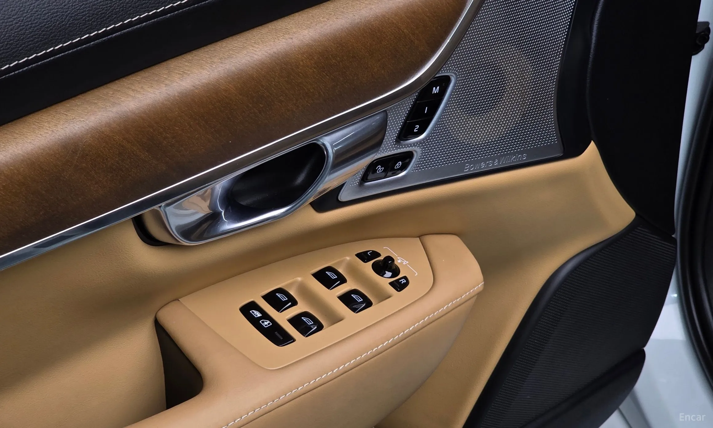 Volvo S90 превью 16