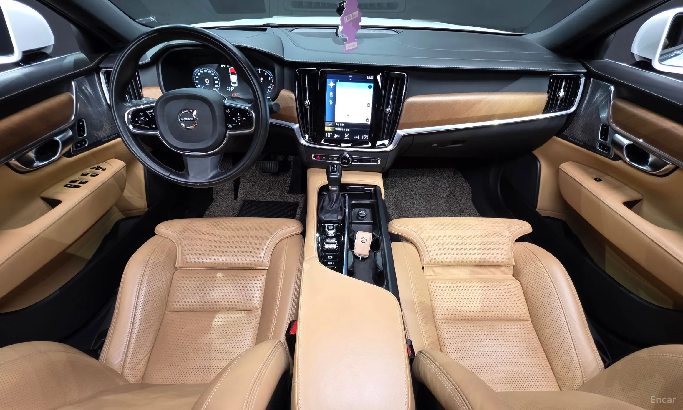 Volvo S90 превью 7