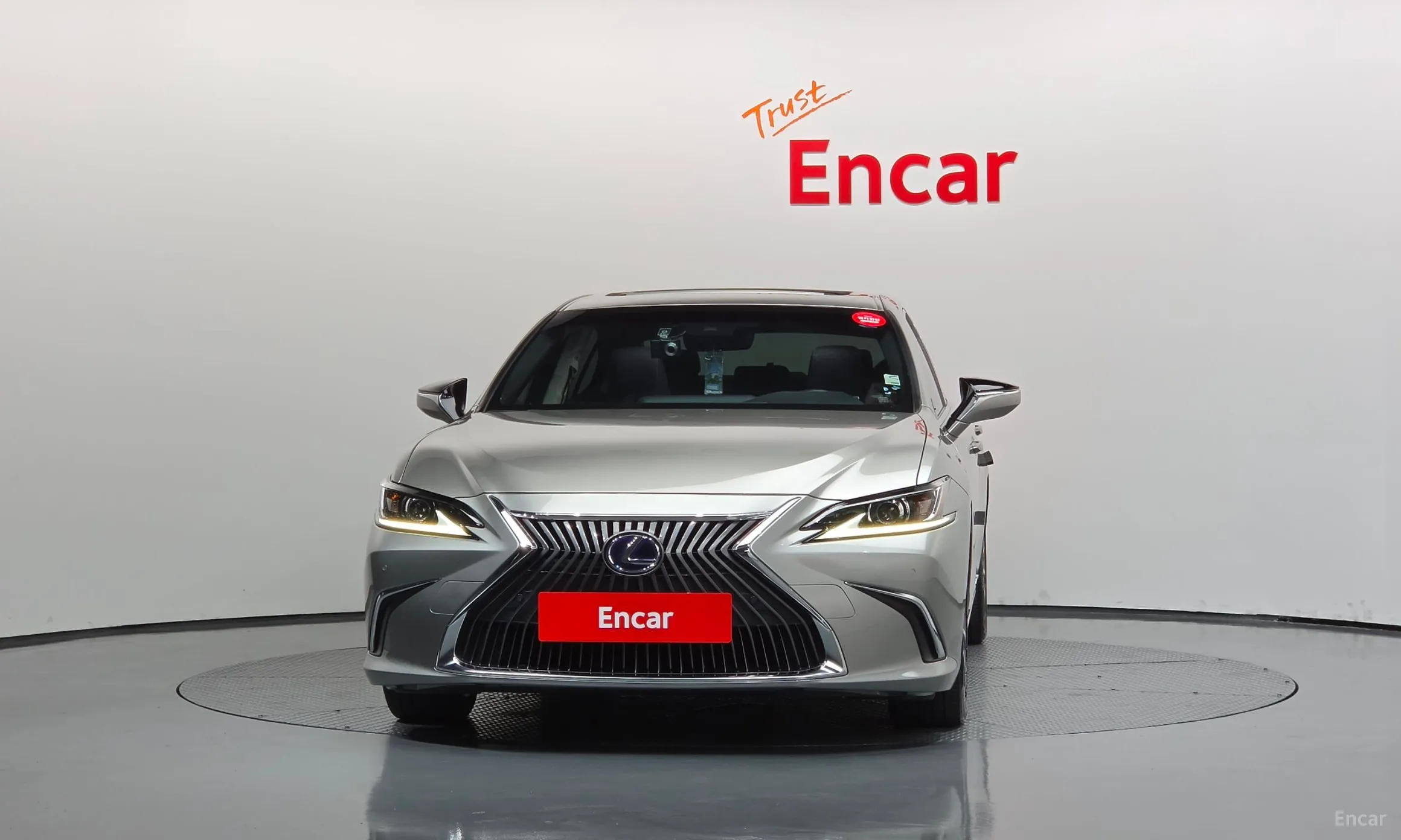 Lexus ES300h 7th Generation превью 3