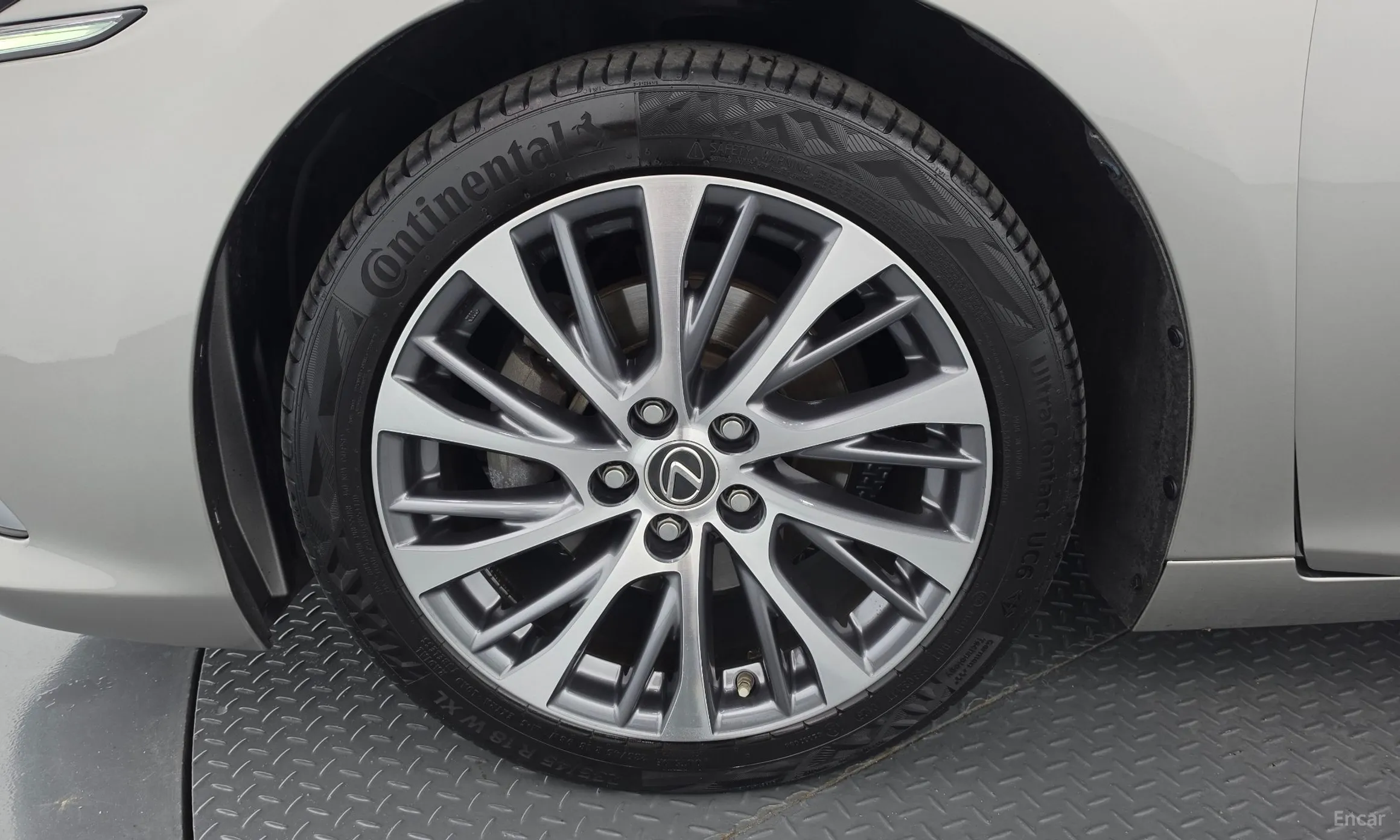 Lexus ES300h 7th Generation превью 5