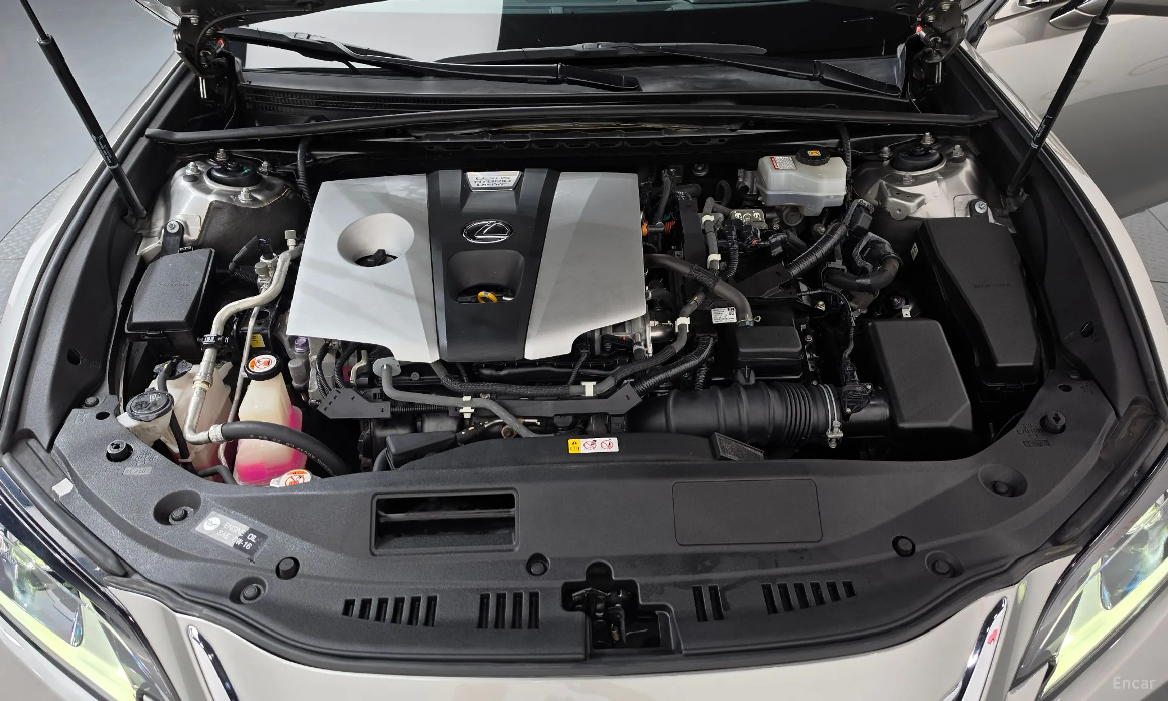 Lexus ES300h 7th Generation превью 6