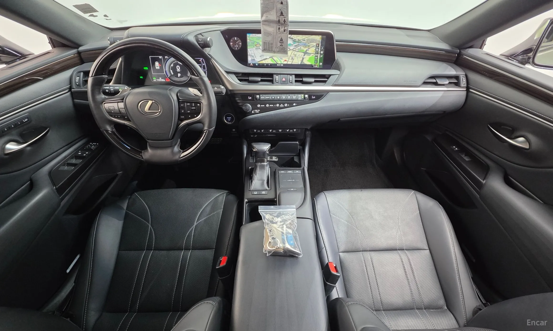 Lexus ES300h 7th Generation превью 7