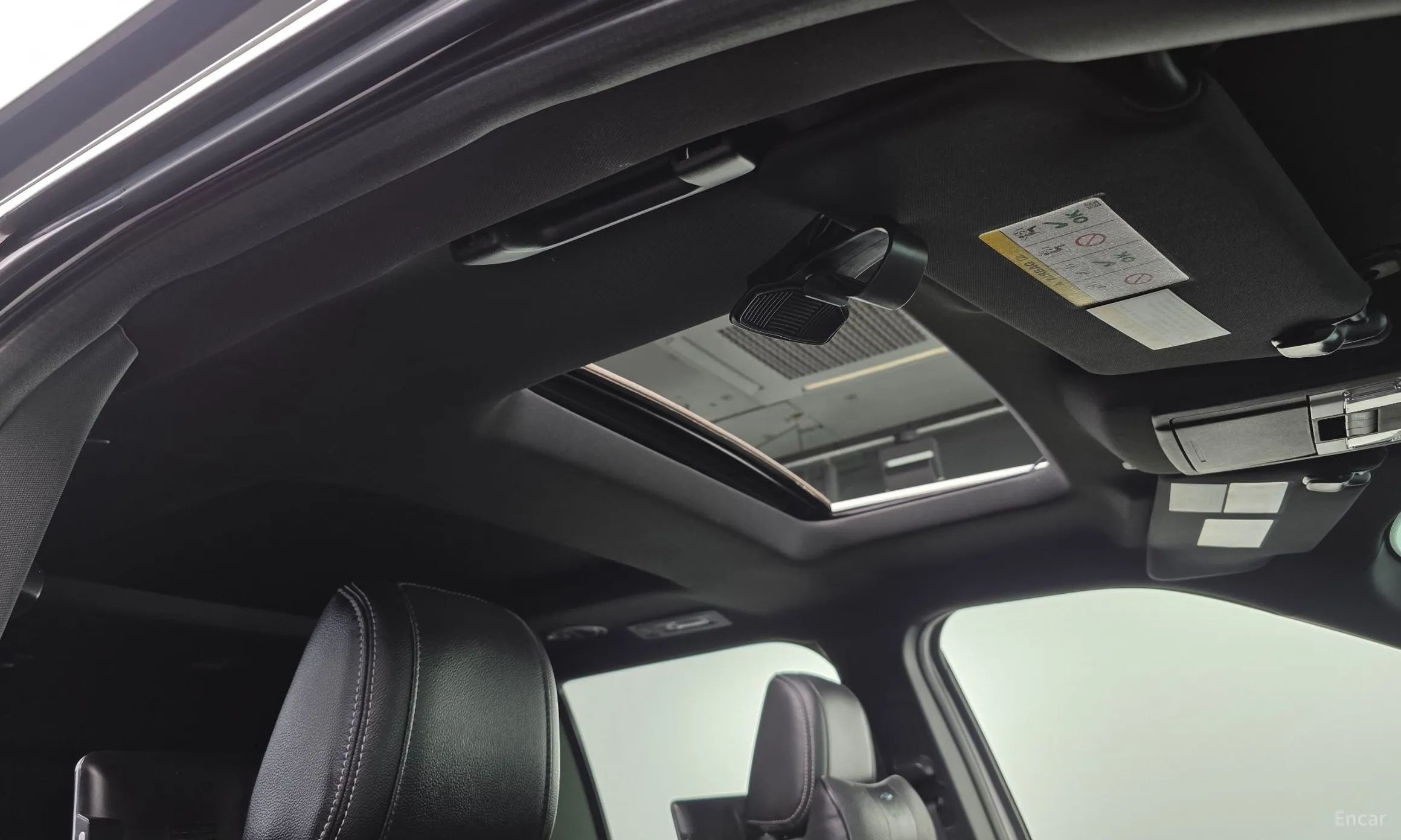 Ford Explorer превью 16