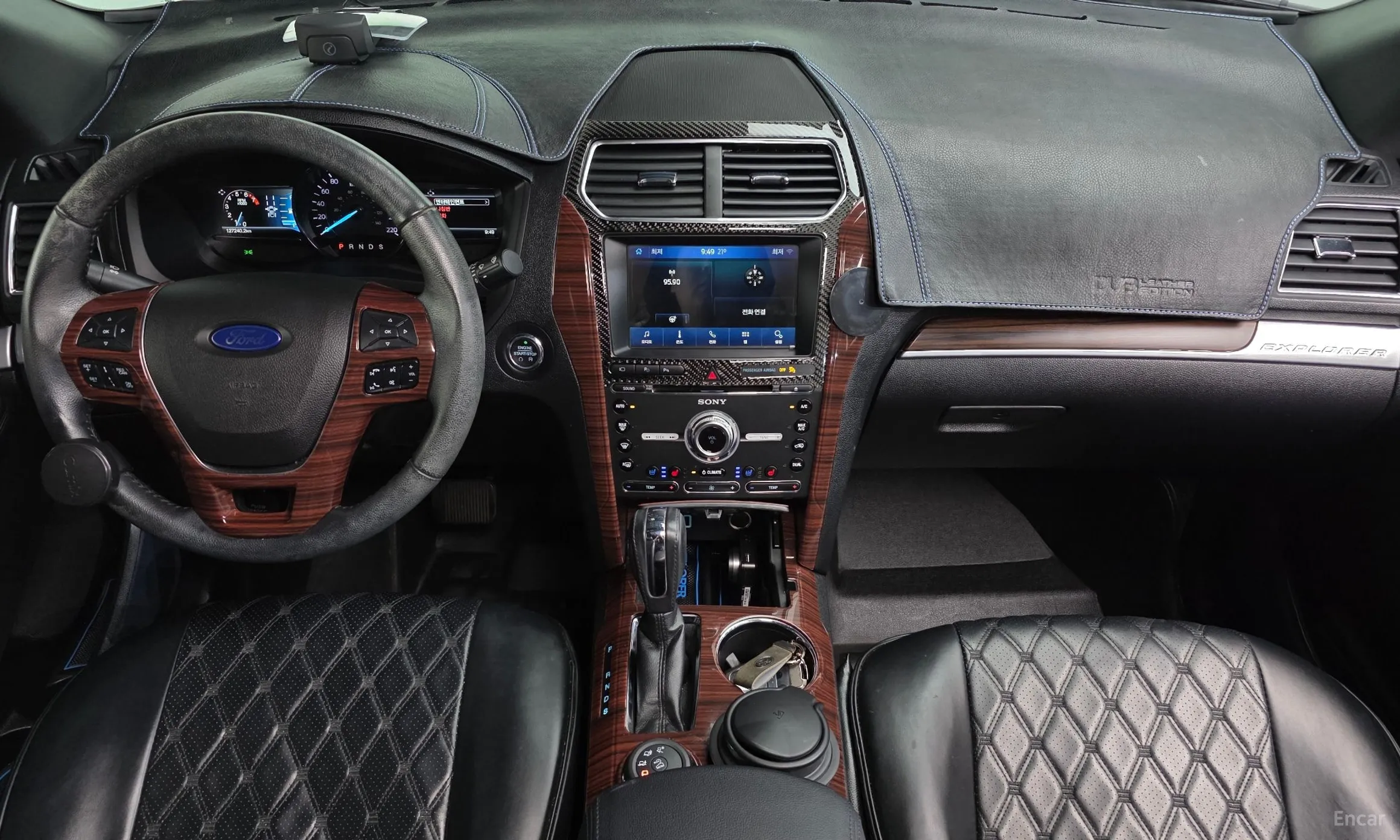 Ford Explorer превью 7