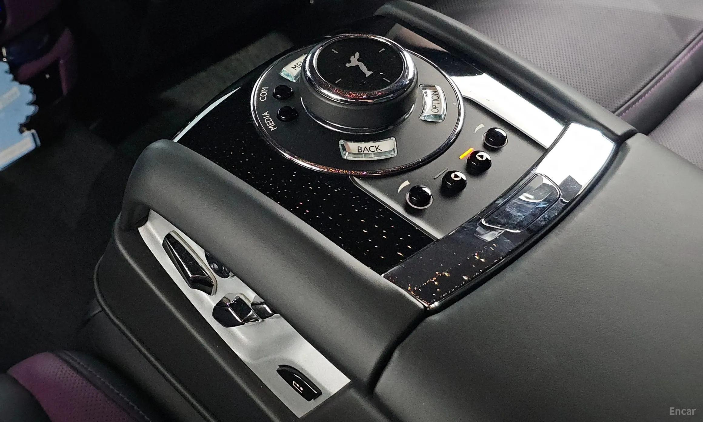 Rolls-Royce Ghost превью 20