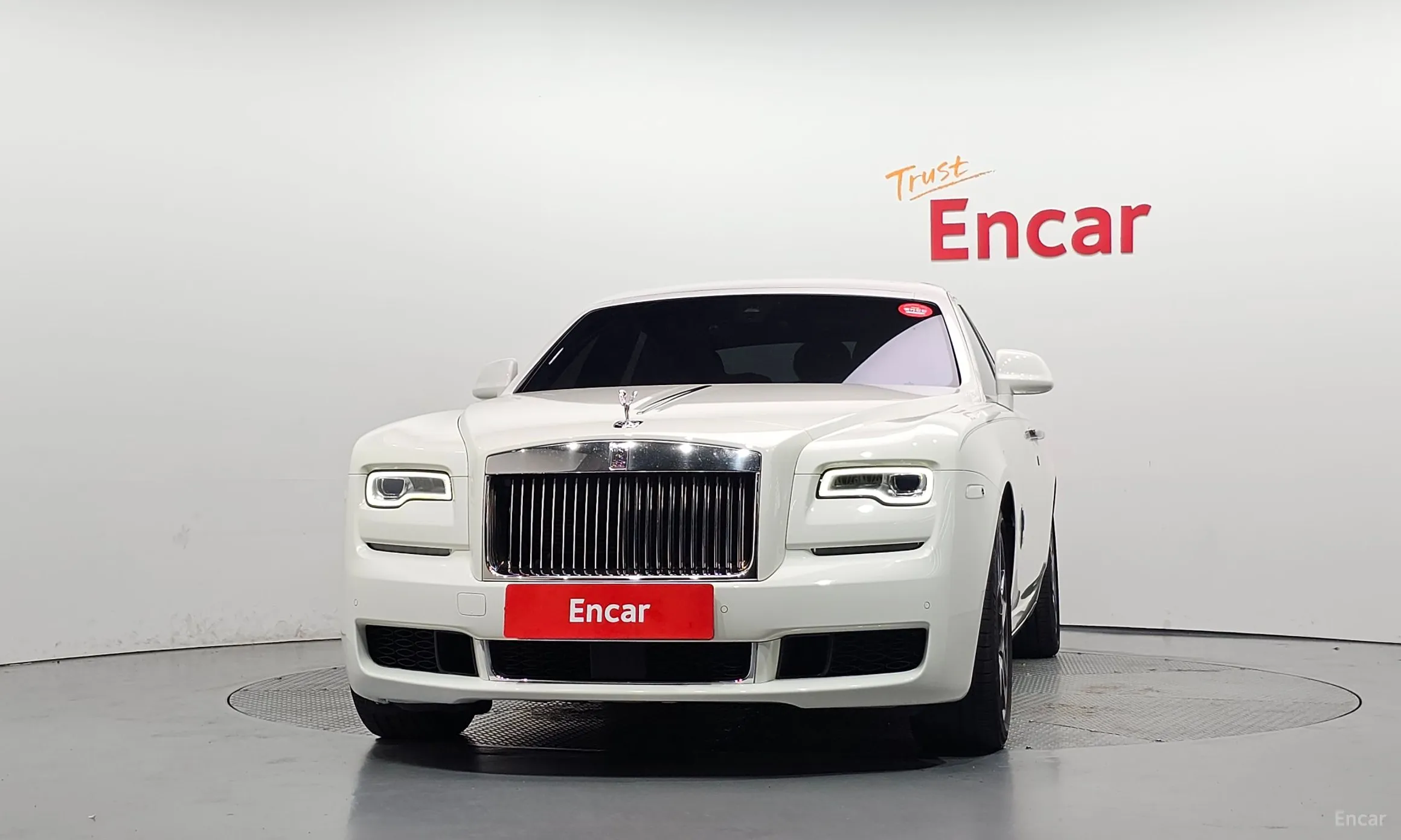 Rolls-Royce Ghost превью 3