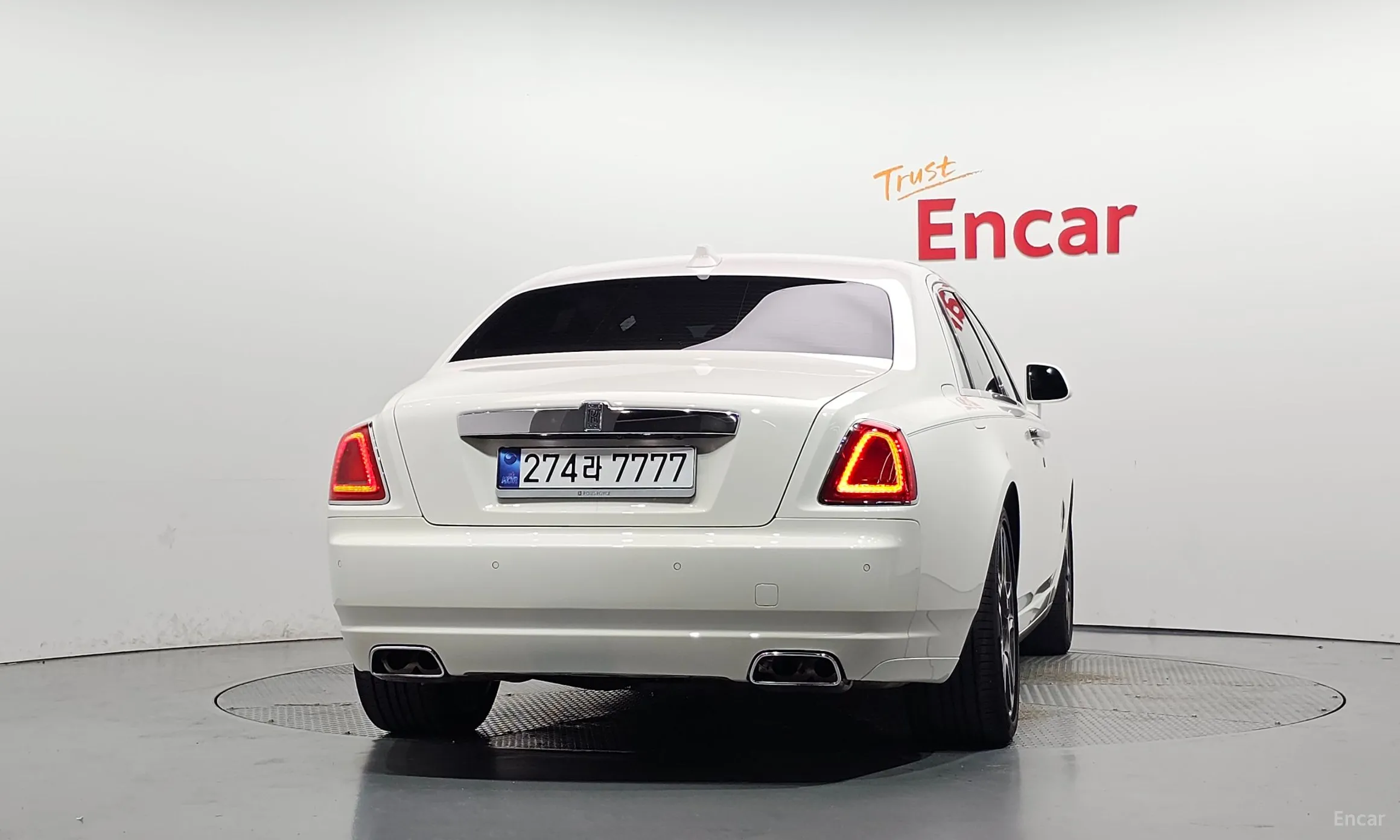 Rolls-Royce Ghost превью 4