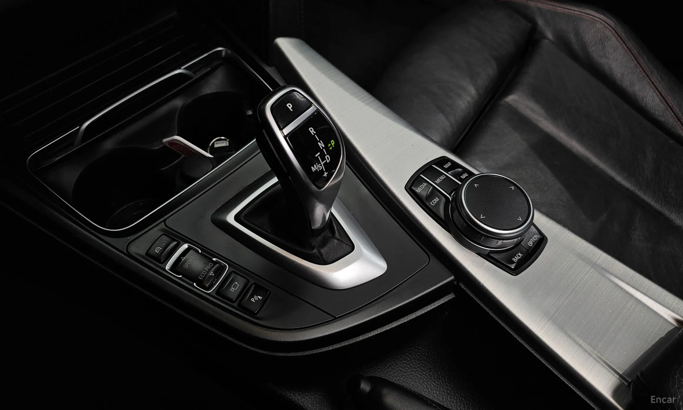 BMW Series 4 (F32) превью 9