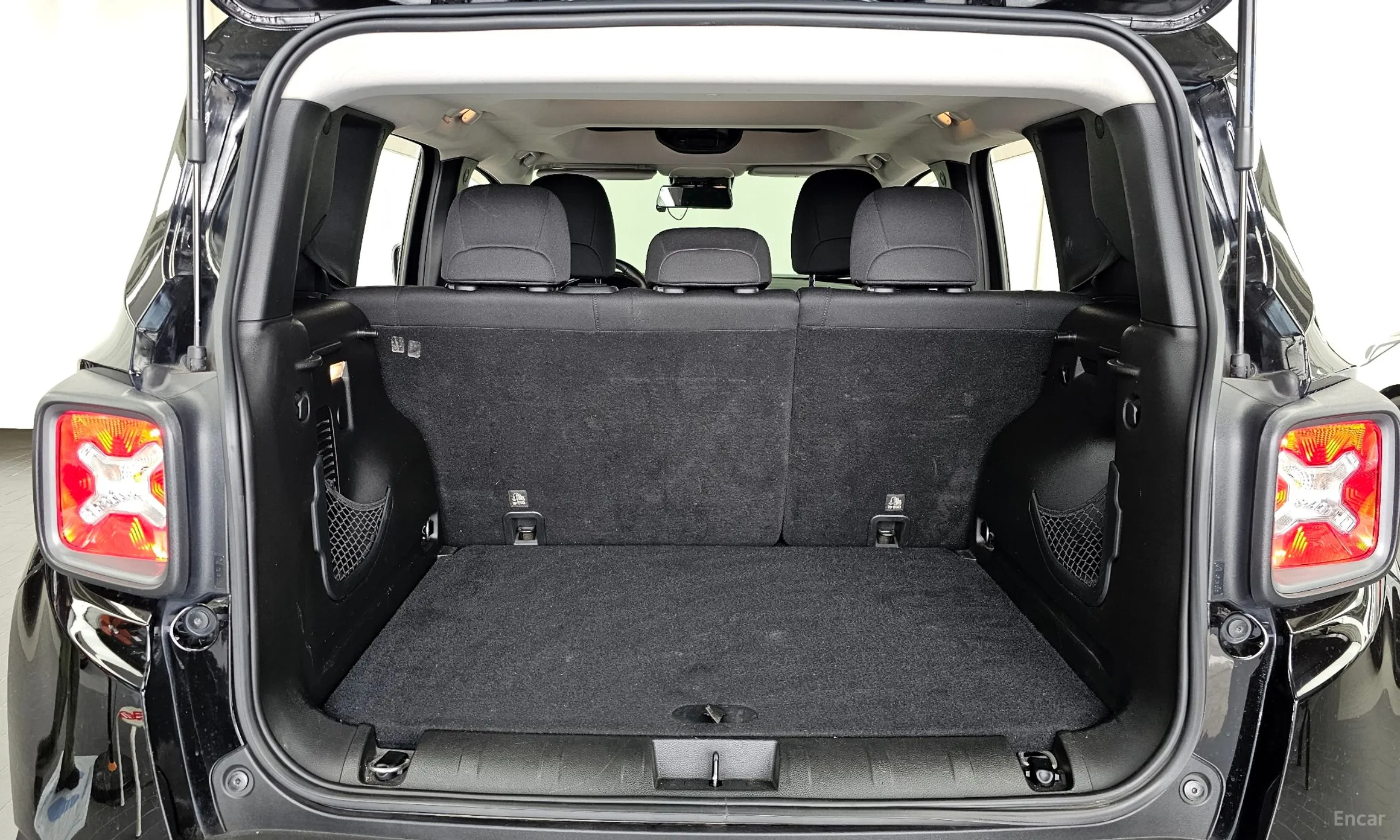 Jeep Renegade превью 20