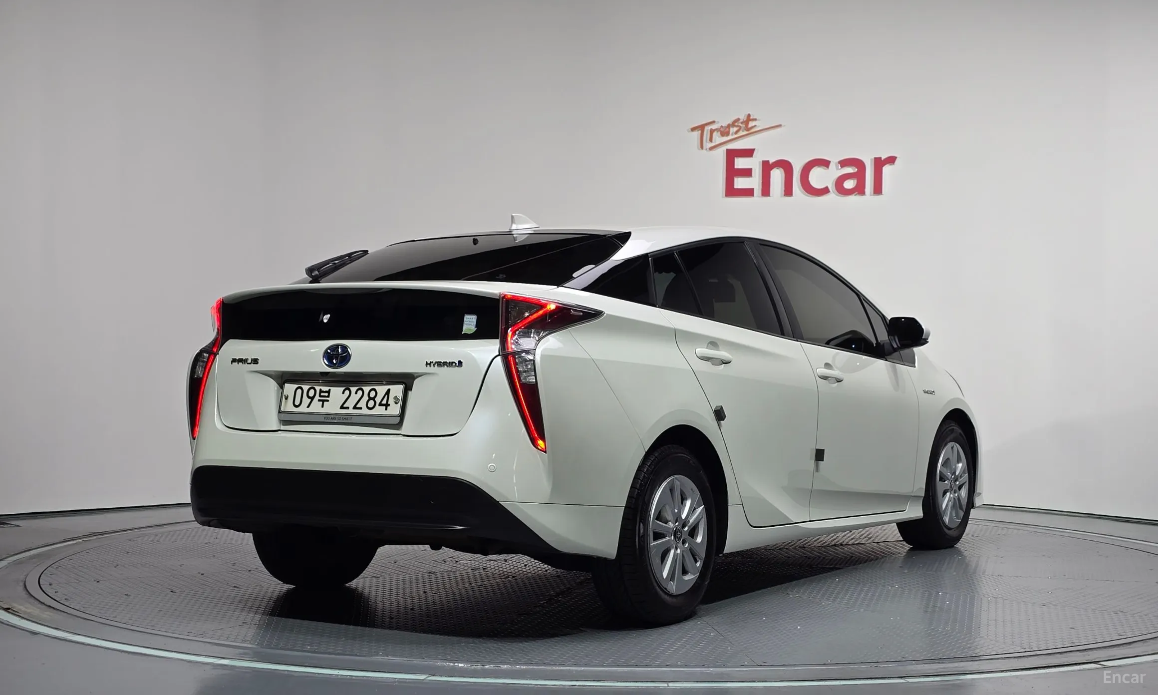 Toyota Prius 4th Generation